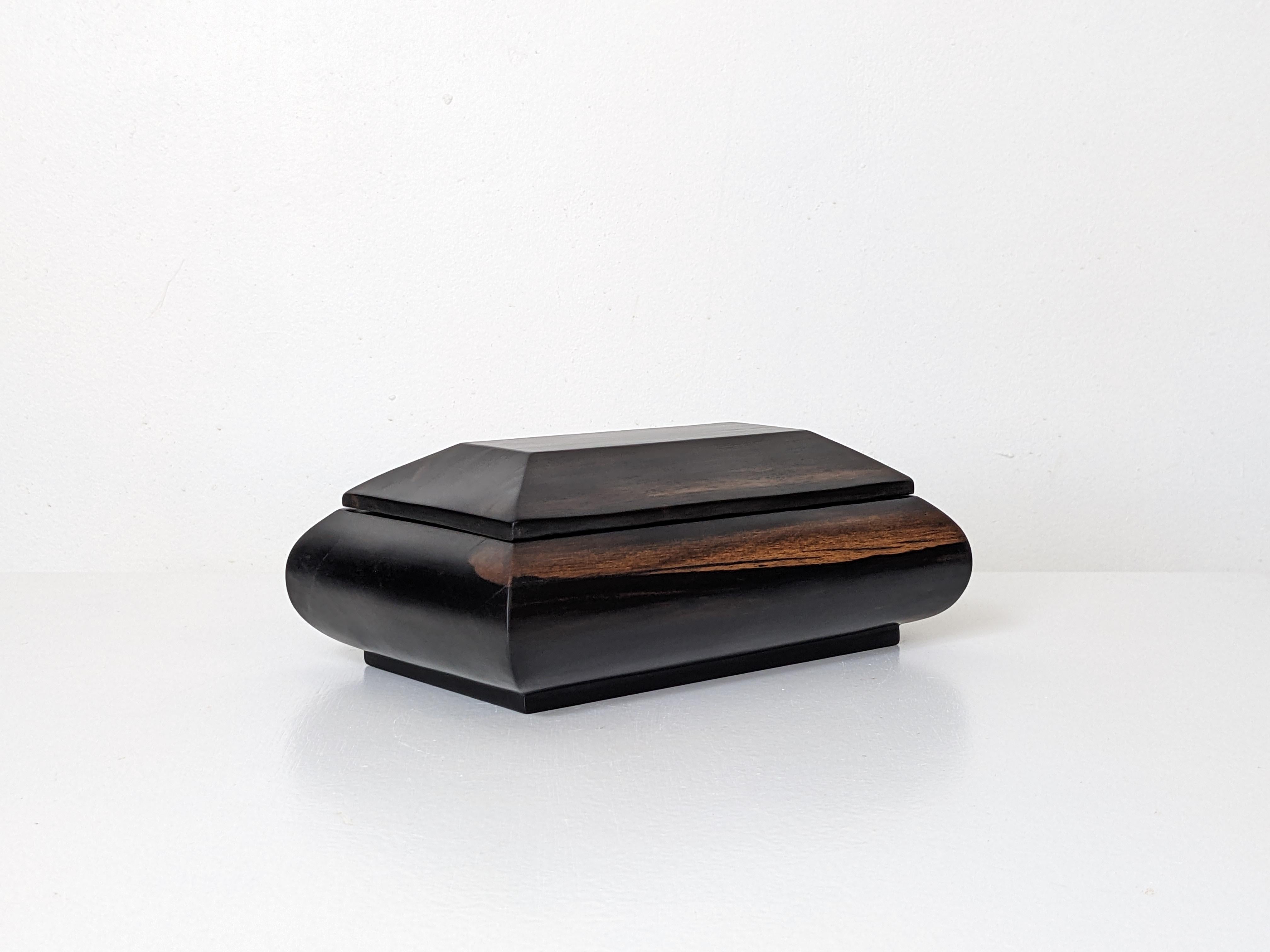 Art Deco Decorative Lidded Box in Solid Ebony Wood, France 1930s, 2 Available 5