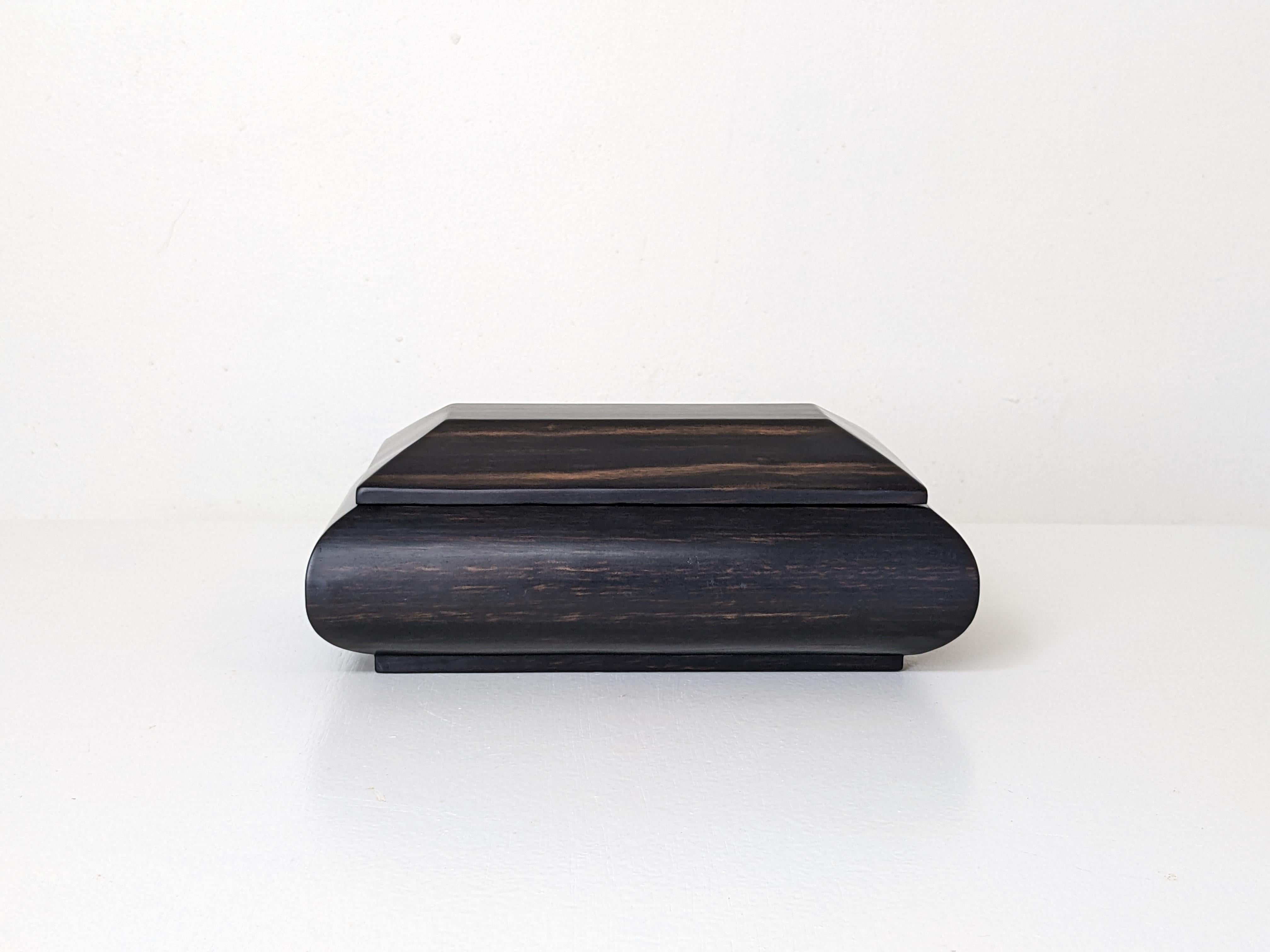 Art Deco Decorative Lidded Box in Solid Ebony Wood, France 1930s, 2 Available 6