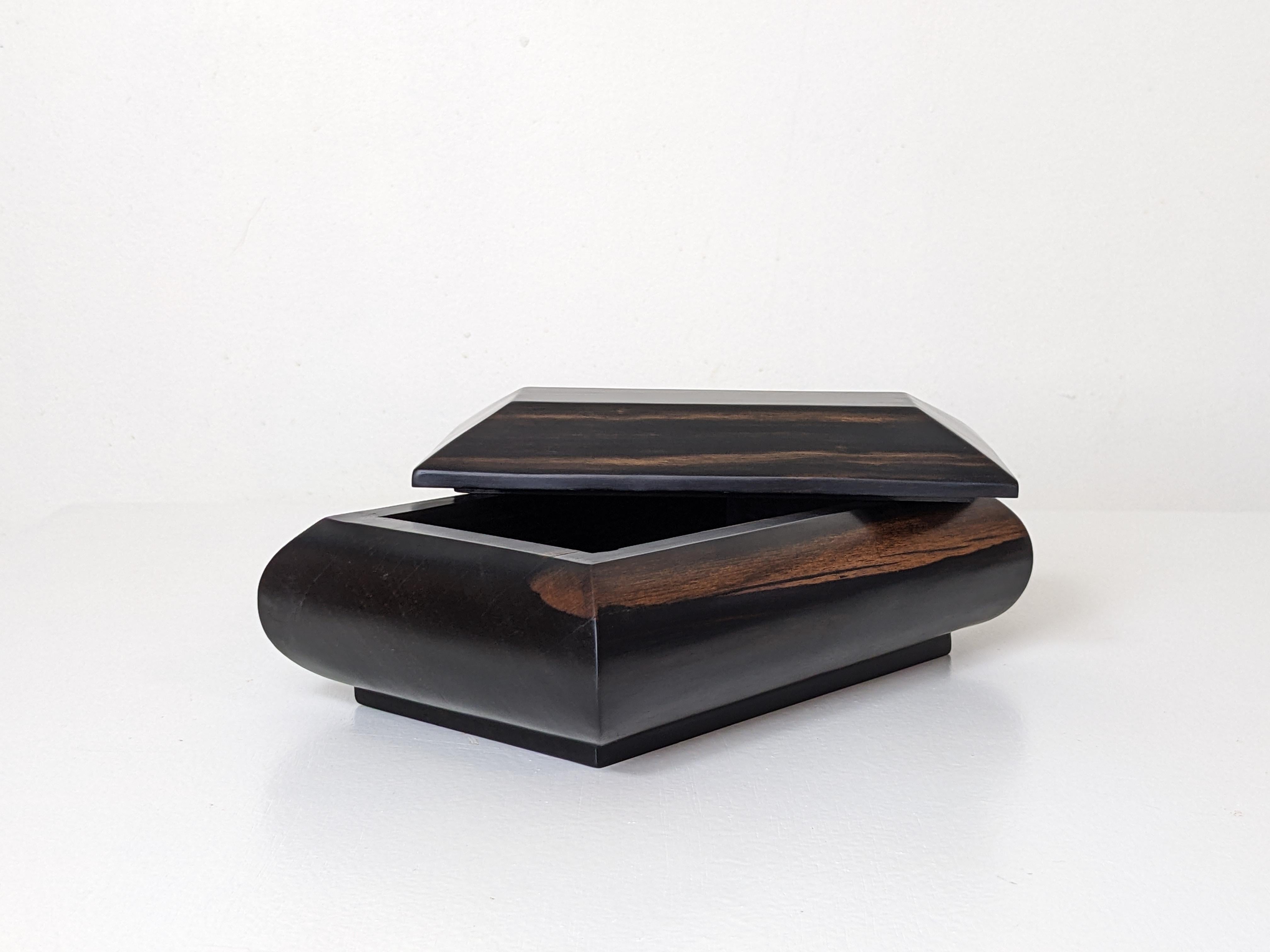 Art Deco Decorative Lidded Box in Solid Ebony Wood, France 1930s, 2 Available 9