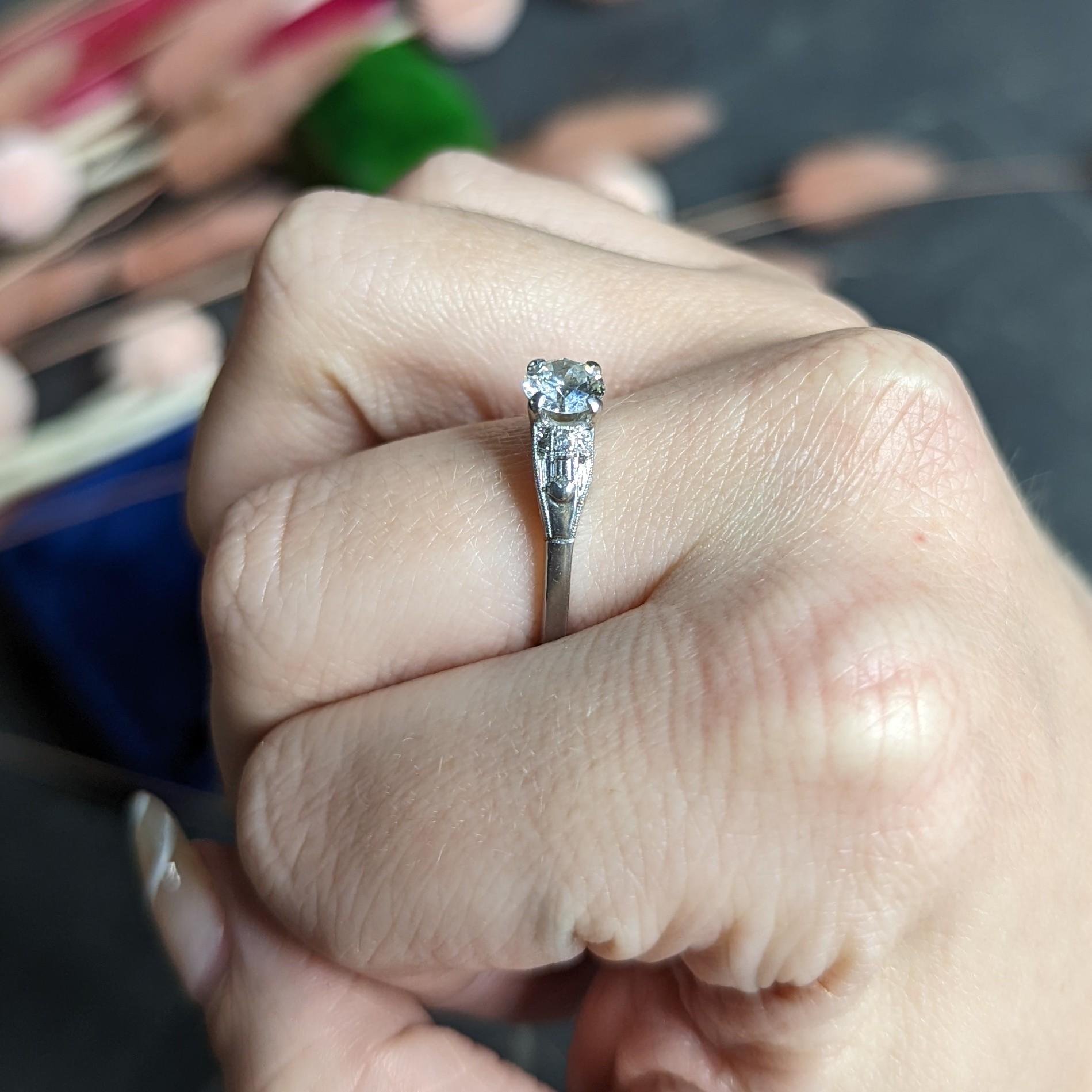 Art Deco Demaria 0.91 Carat Diamond Platinum Engagement Ring For Sale 6