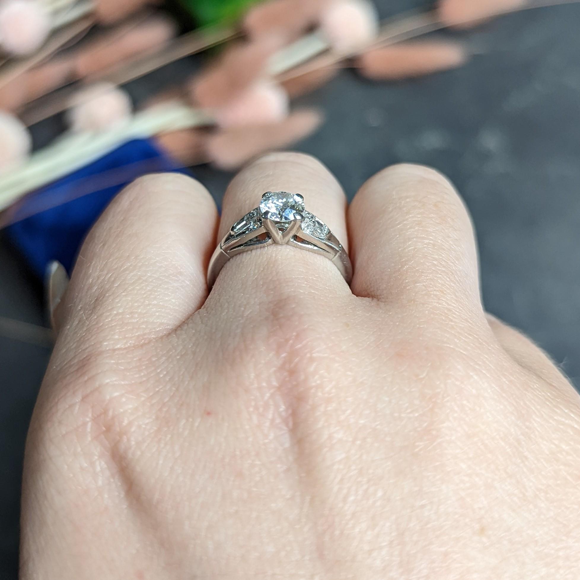 Art Deco Demaria 0.91 Carat Diamond Platinum Engagement Ring For Sale 7