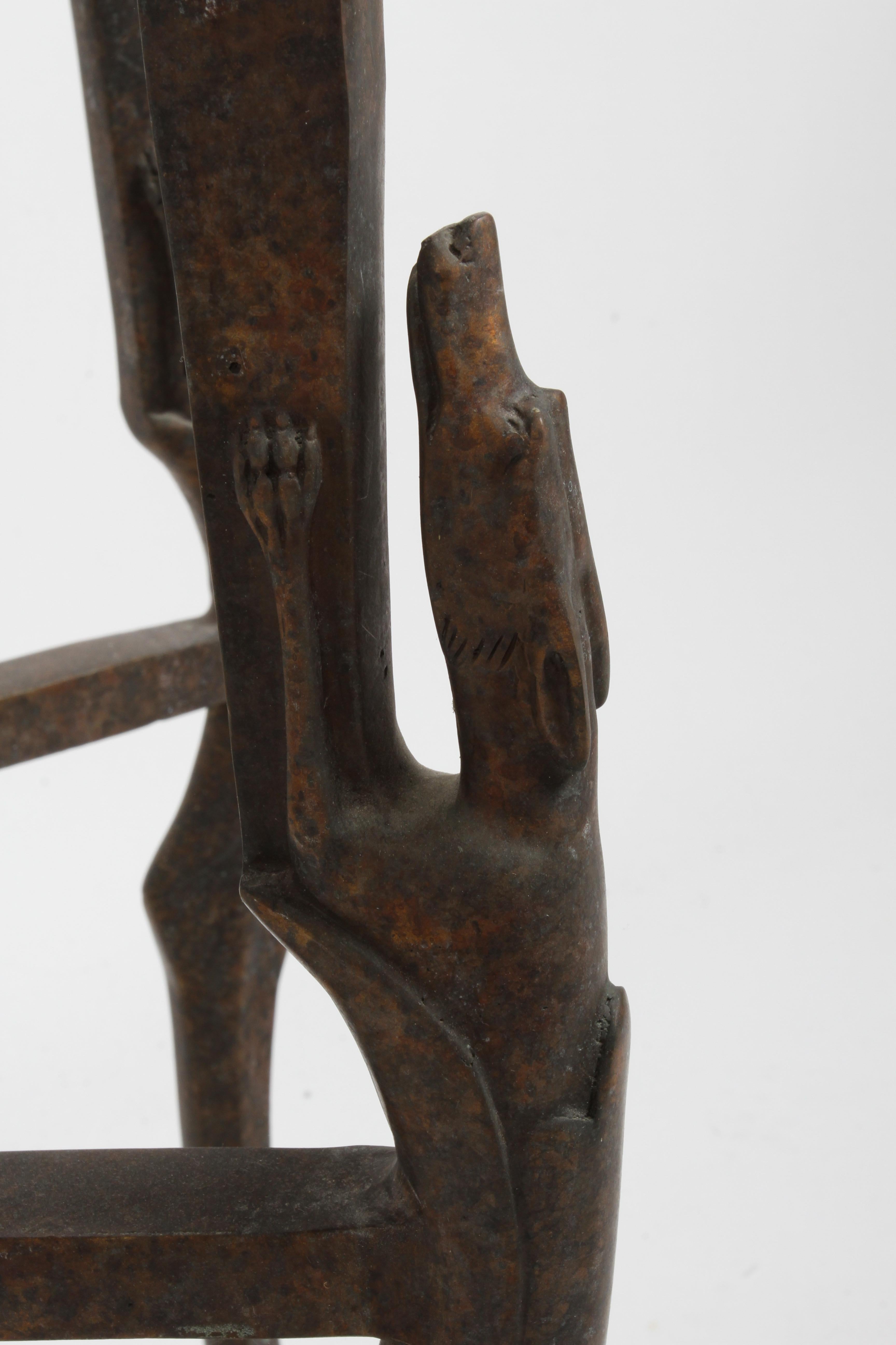 italien Console Demi-Lune Art Déco en marbre avec lévriers stylisés en bronze sur pieds en pattes en vente
