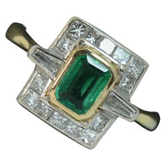 Art Deco Design 18 Carat Gold Emerald and 1 Carat Diamond Cluster Ring