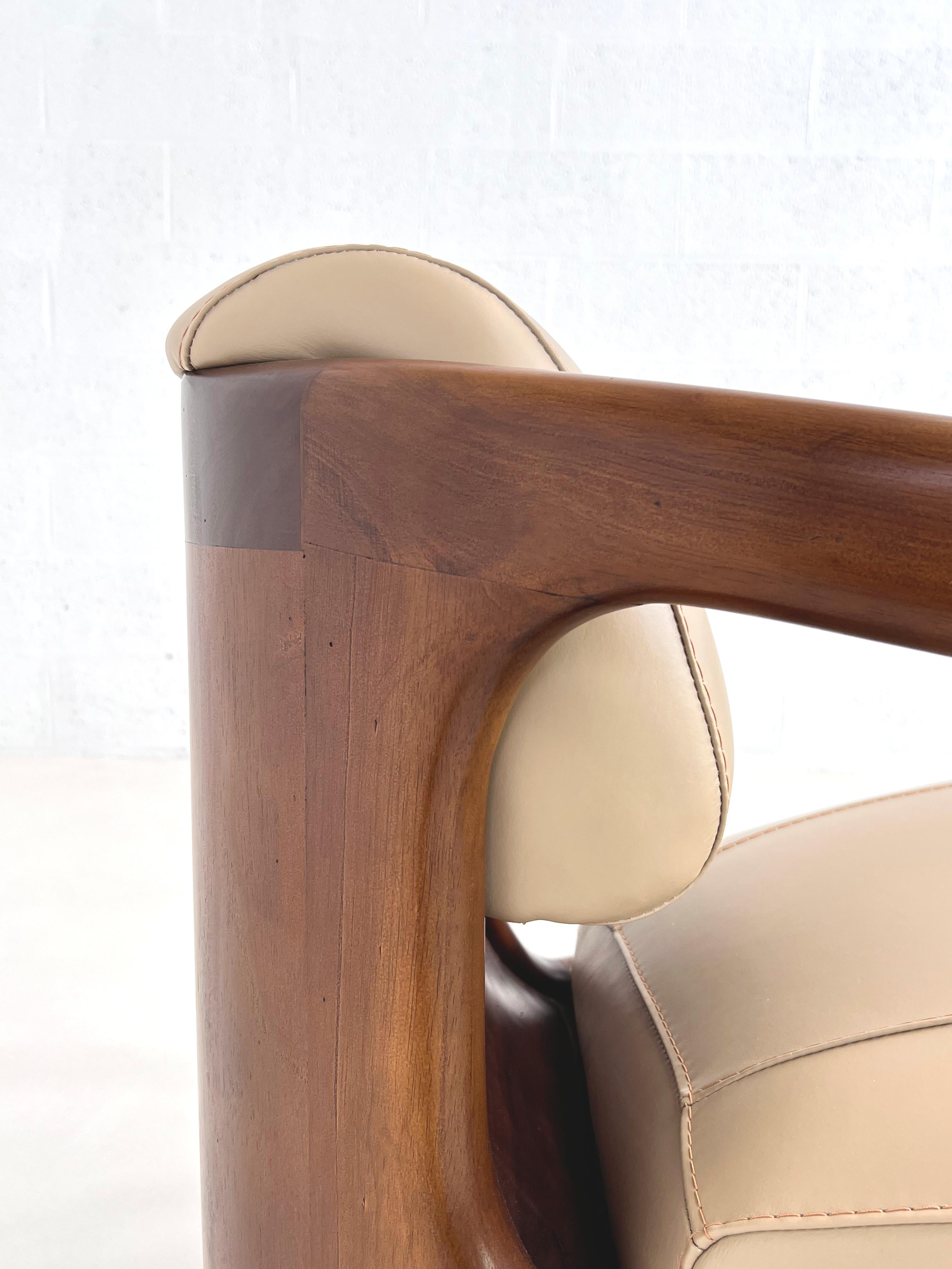 Art-déco-Sessel aus Holz und Leder im skandinavischen Stil  im Angebot 5