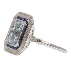 Art-Deco Design , Aquamarin , Saphire und Diamanten in 14ct Weißgold Ring