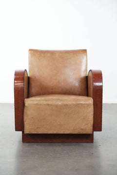 Poltrona dal design Art Déco realizzata in pelle di vacchetta color cognac chiaro