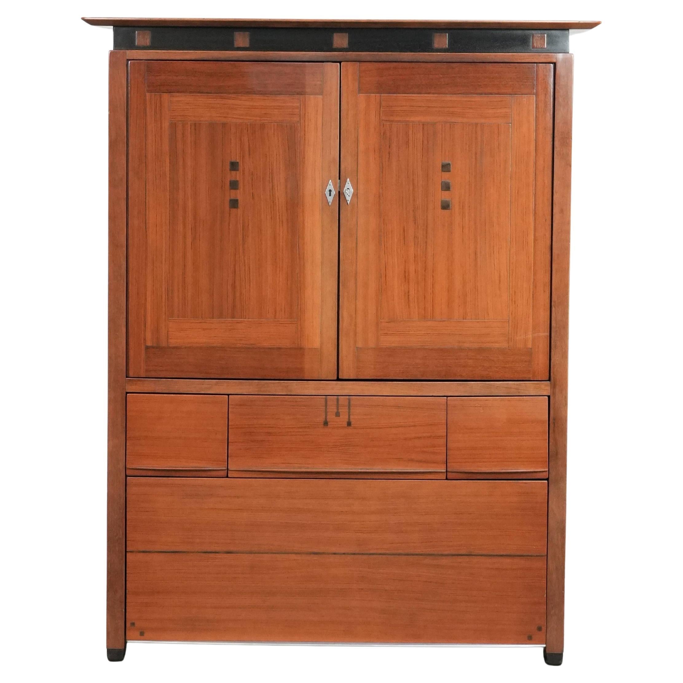 Art Deco design cabinet / audio / TV furniture with beautiful details