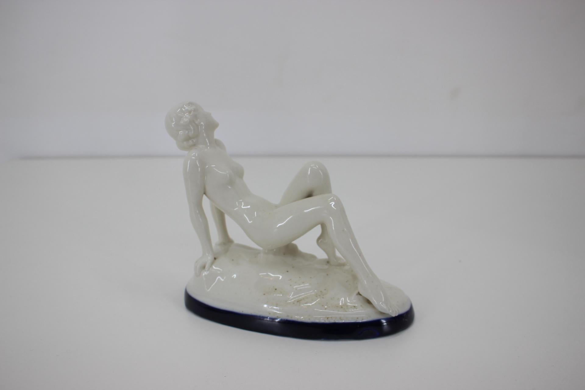 Porcelain Art Deco Design Ceramic Sculpture Nude Sitting Woman, 1930s