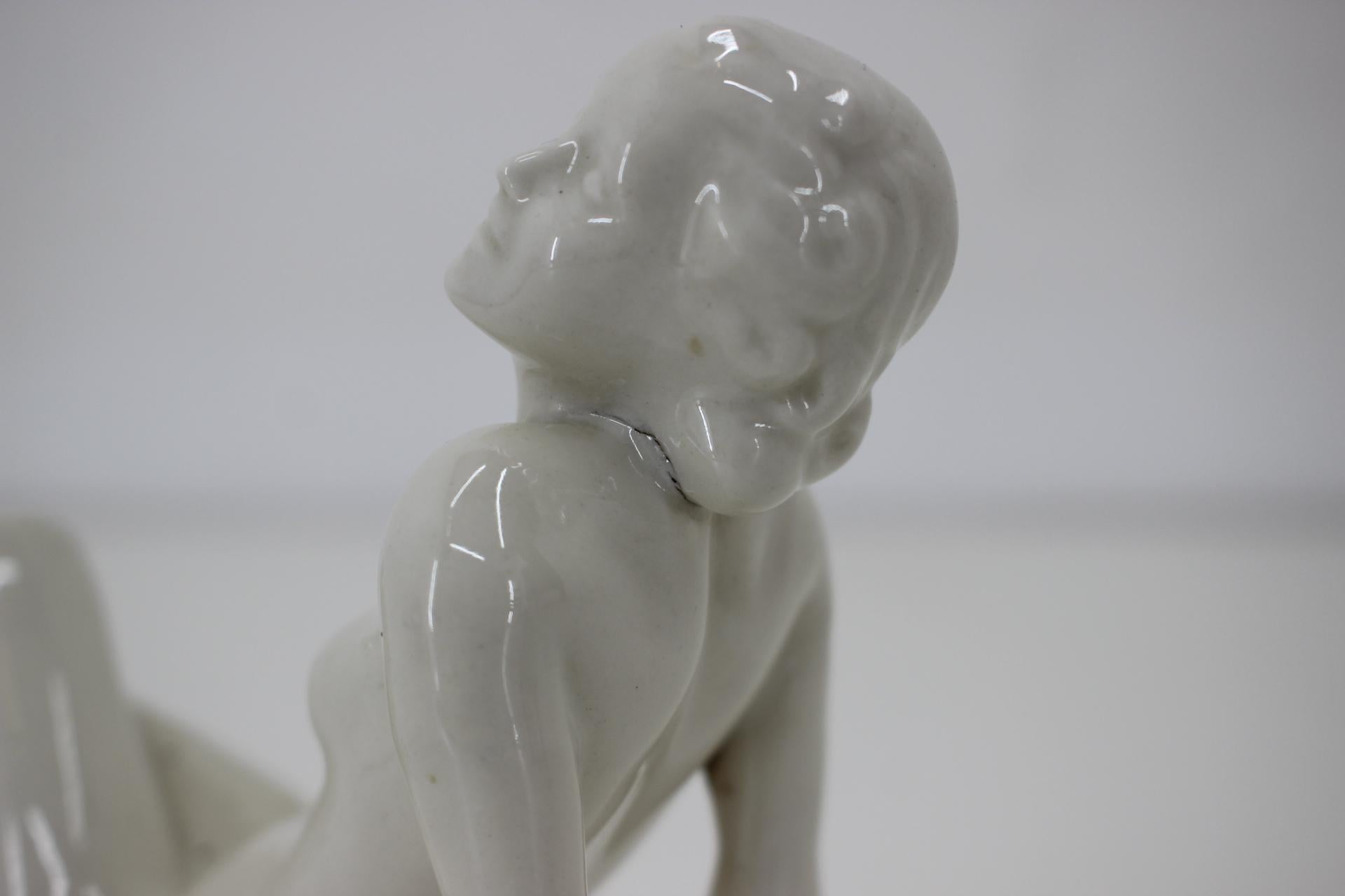 Art Deco Design Ceramic Sculpture Nude Sitting Woman, 1930s For Sale 5