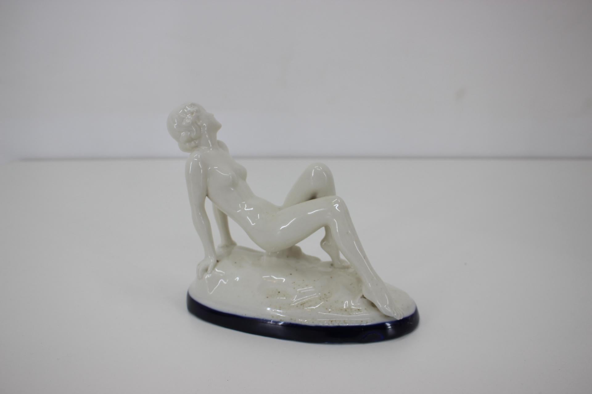 Mid-20th Century Art Deco Design Ceramic Sculpture Nude Sitting Woman, 1930s For Sale