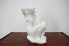 Art Deco Design Ceramic Sculpture Nude Sitting Woman, 1940s
