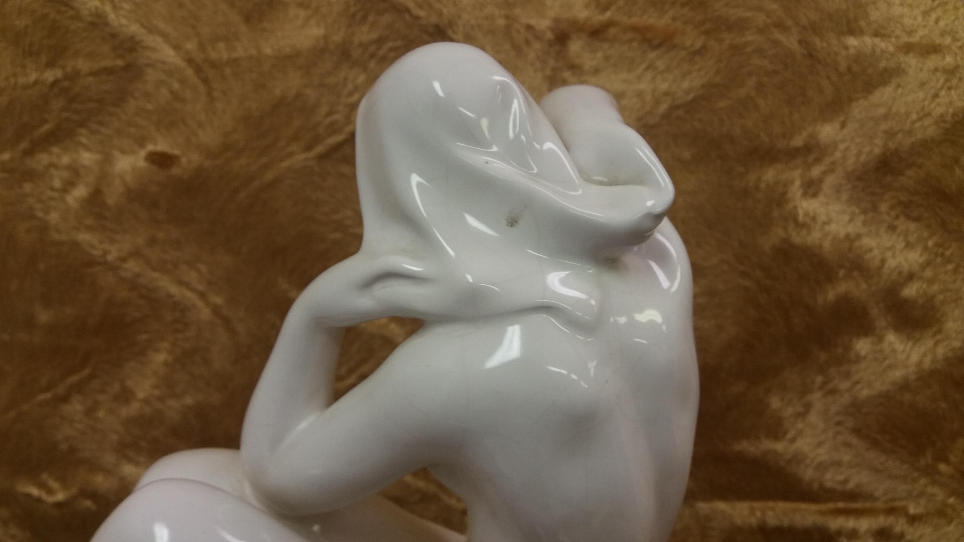 Art Deco Design Ceramic Sculpture Nude Sitting Woman, 1940s For Sale 4