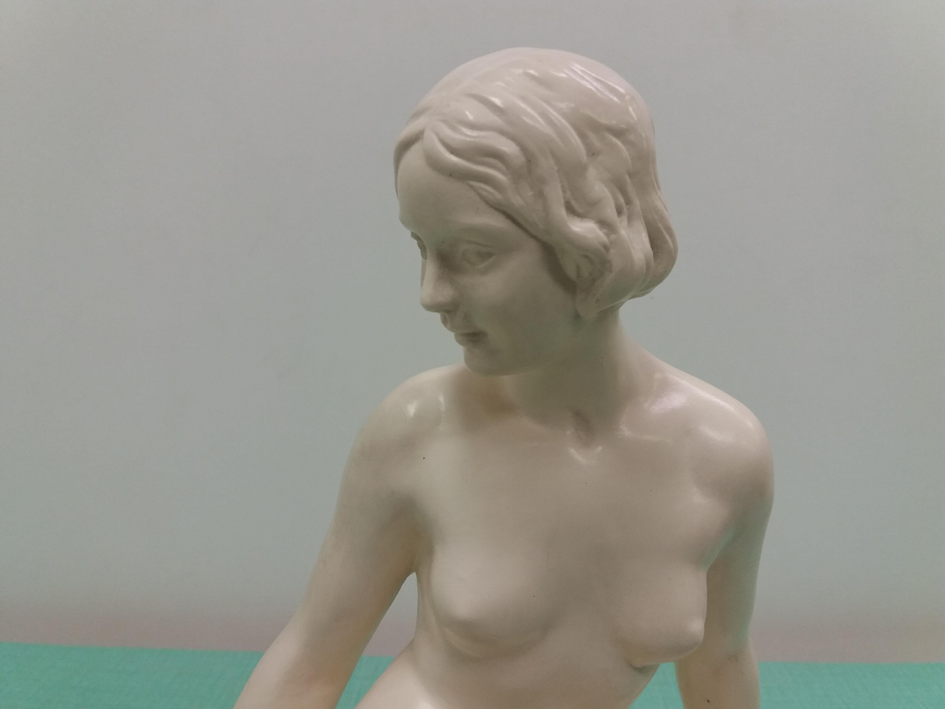 Art Deco Design Ceramic Sculpture Nude Sitting Woman, 1940s 3