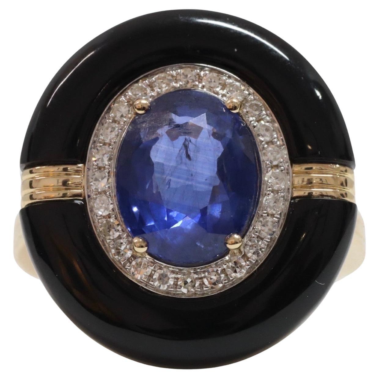 art deco design, Ceylon Sapphire, Onyx and Diamonds in 14ct Yellow Gold ring For Sale