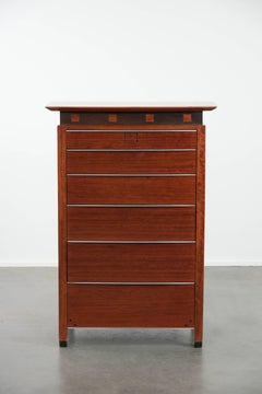 Commode design Art Deco à 6 tiroirs avec détails remarquables