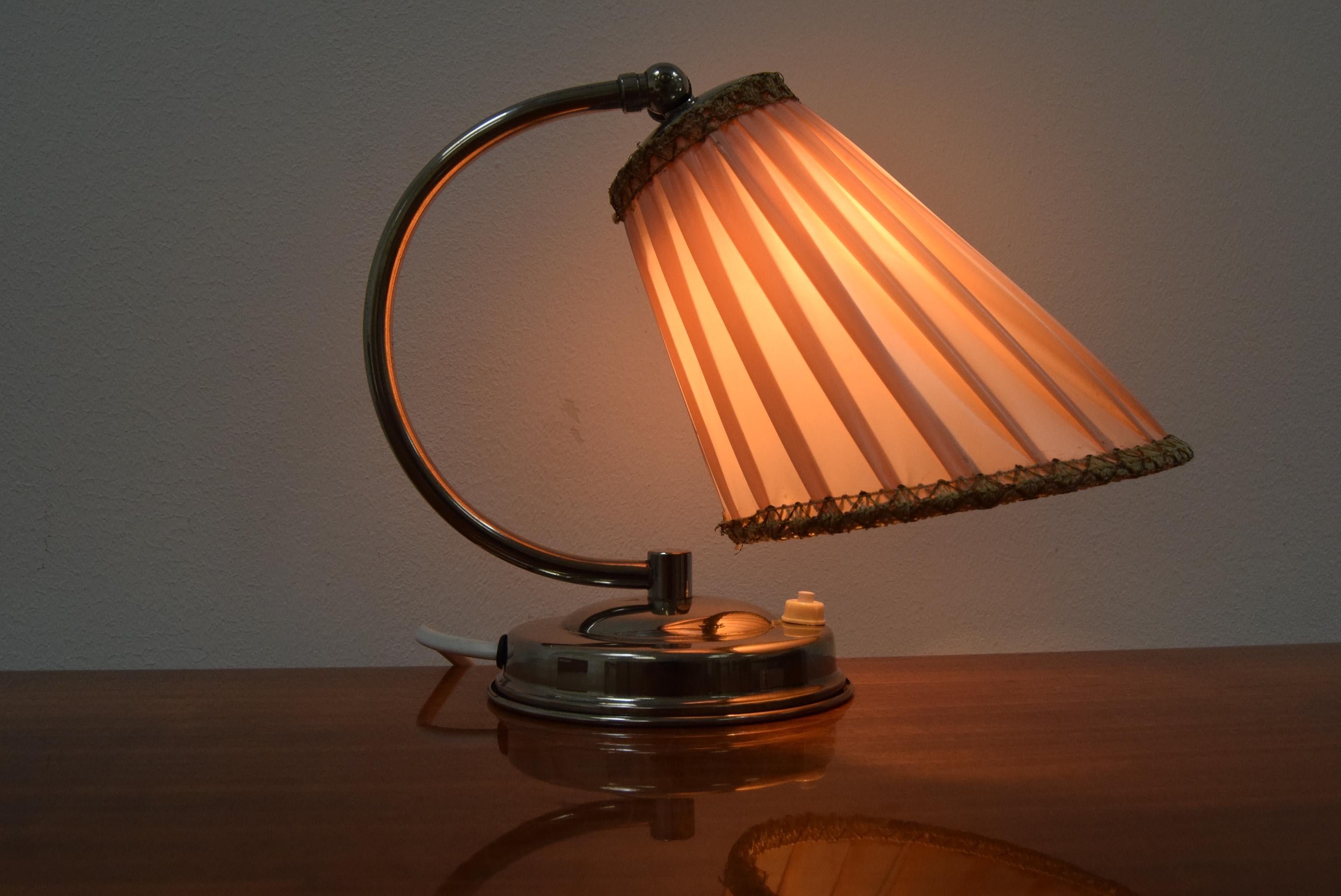 Art Deco Design Chrome Table Lamp, 1930's For Sale 7