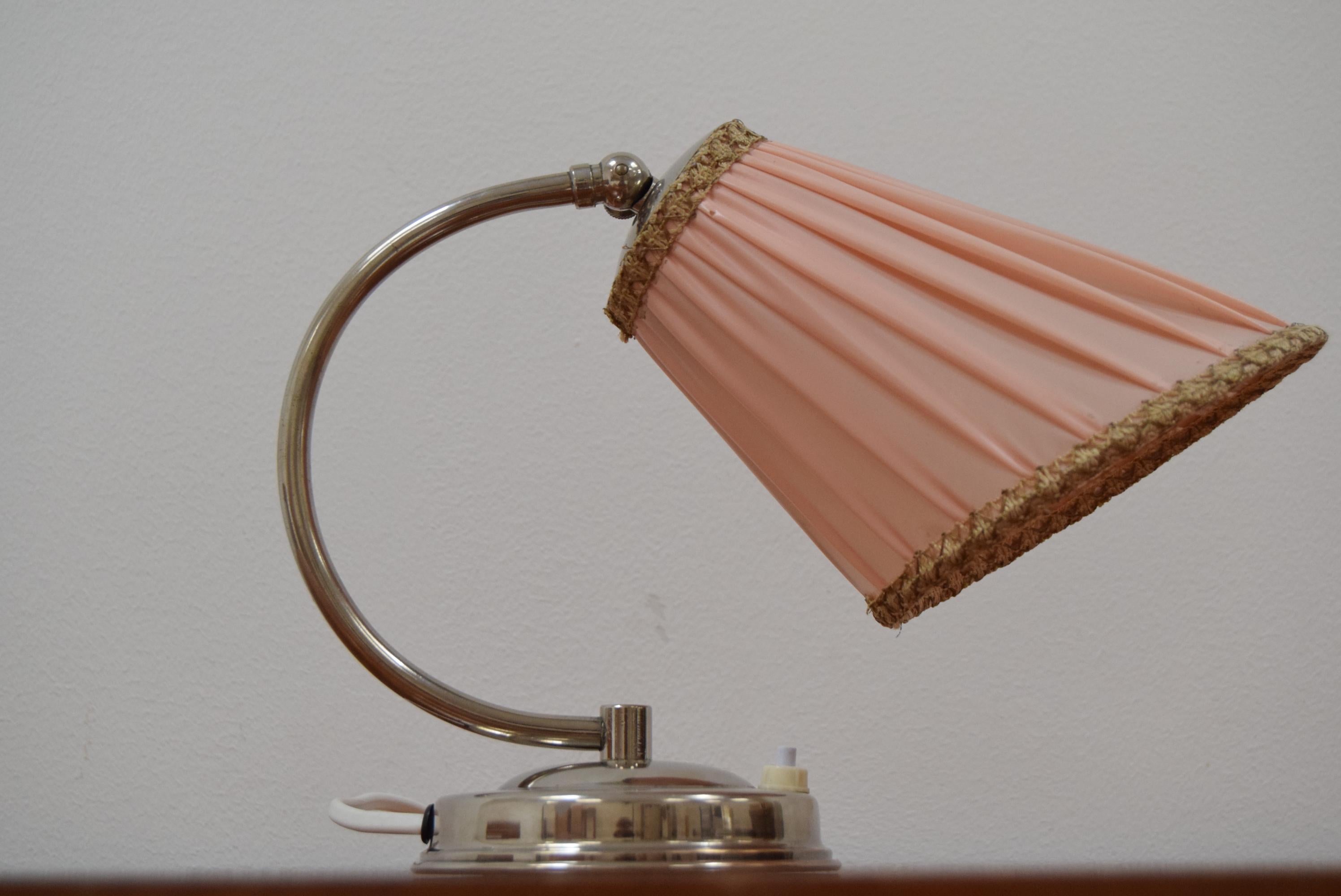 Art Deco Design Chrome Table Lamp, 1930's In Good Condition For Sale In Praha, CZ