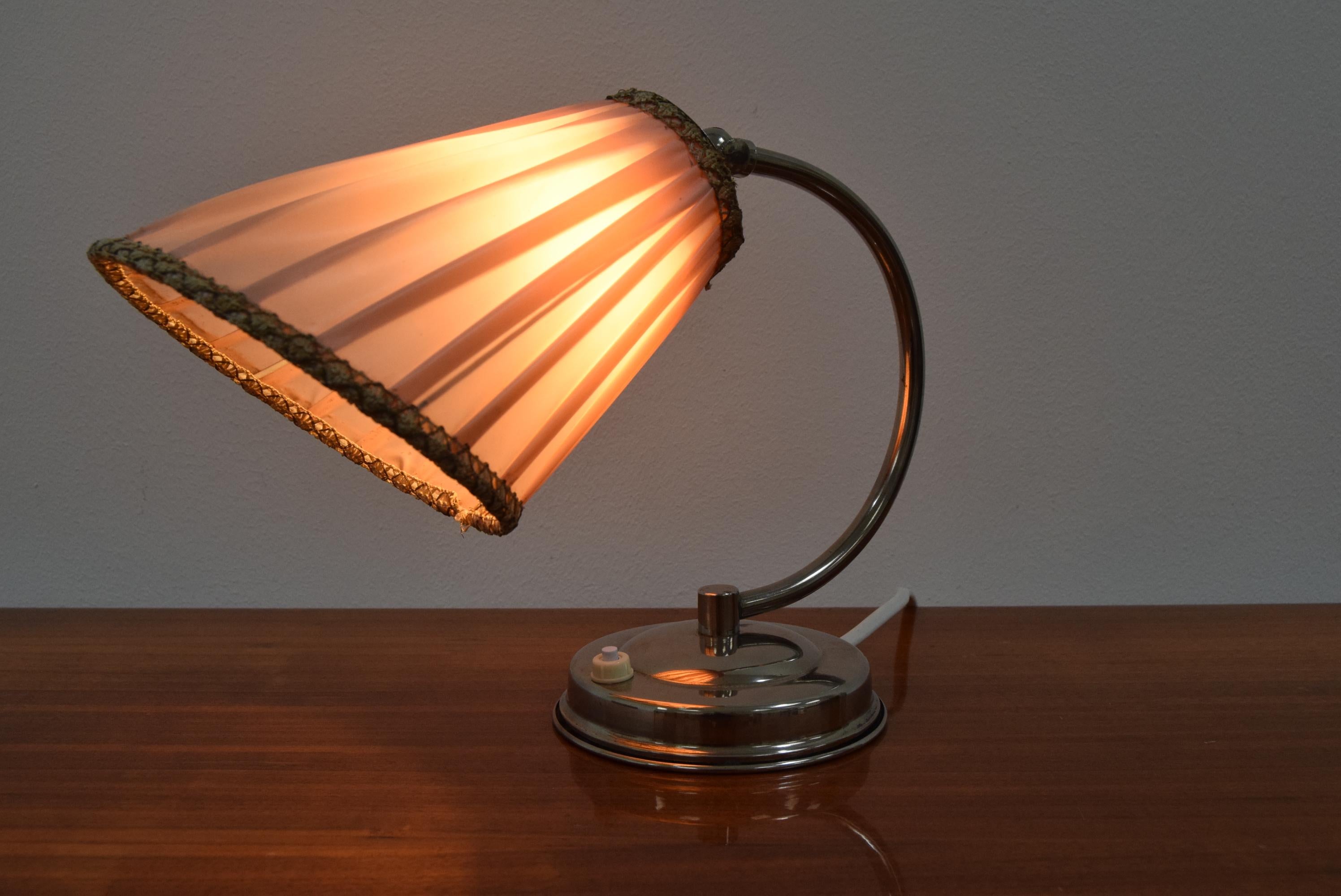 Art Deco Design Chrome Table Lamp, 1930's For Sale 3