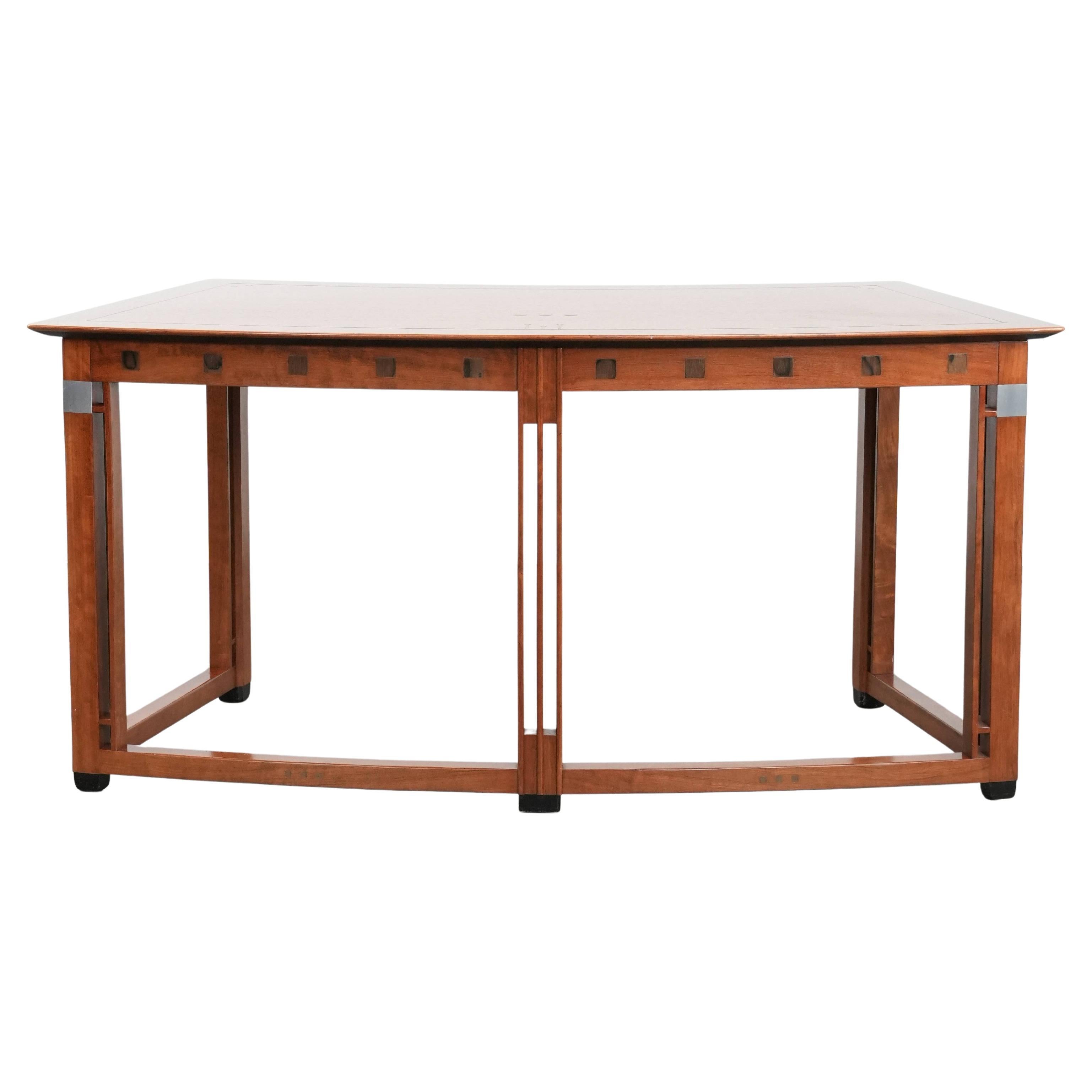Art Deco design desk with a beautiful finish and elegant shapes For Sale
