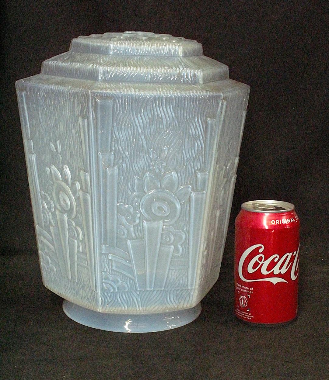 Art-Déco-Design auf eisblauem Globus Ende der 1920er Jahre im Angebot 3