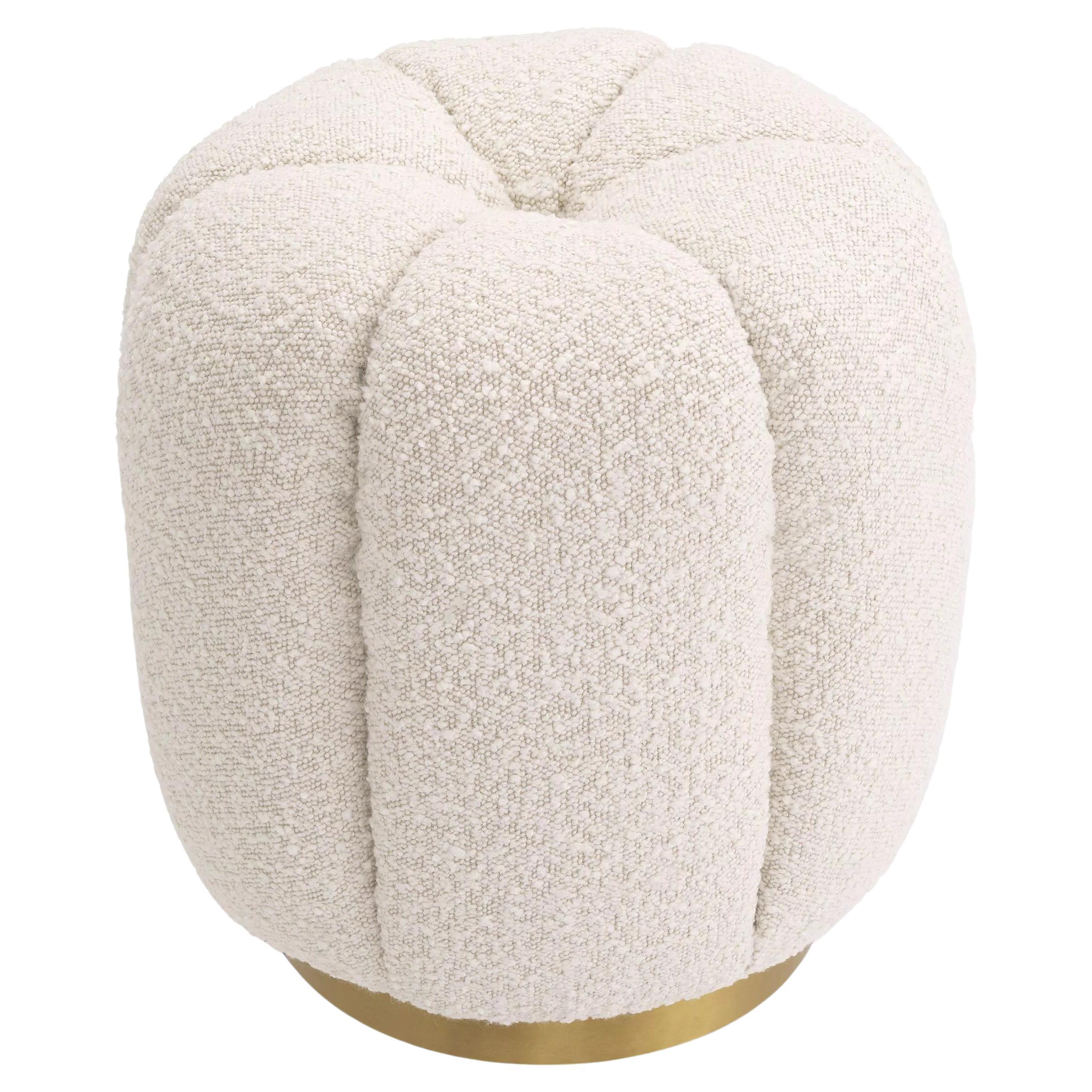 Art Deco Design Stil Bouclé Stoff und Messing Hocker oder Ottomane im Angebot