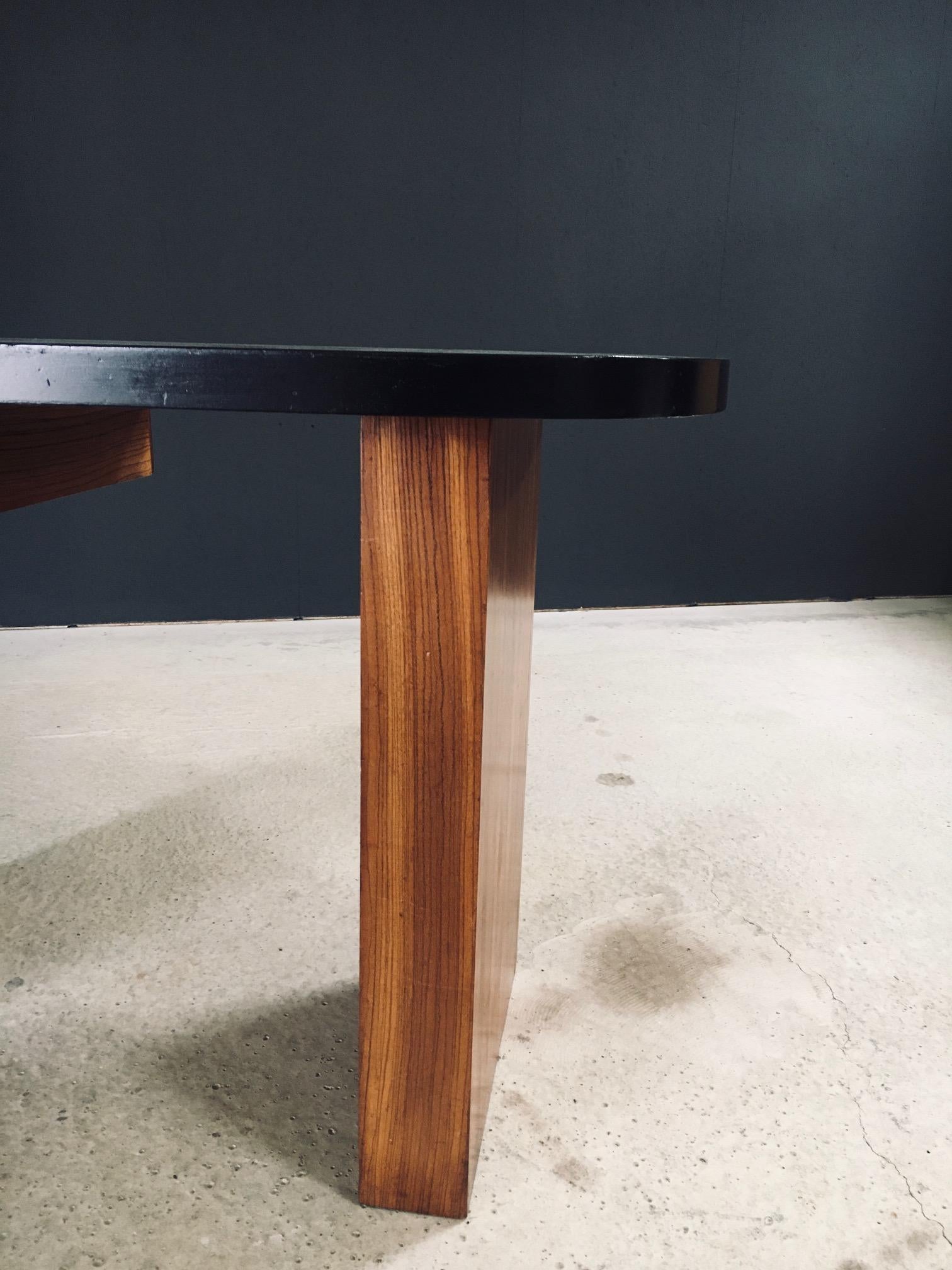 Art Deco Design Writing Desk, France 1930's For Sale 4
