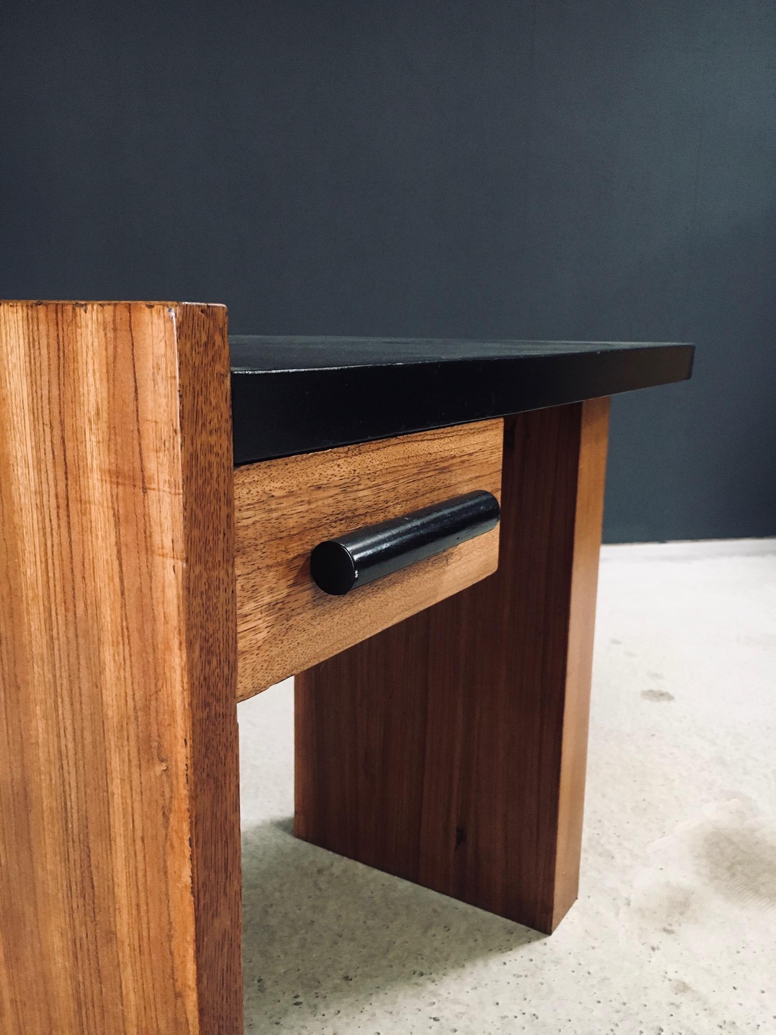 Art Deco Design Writing Desk, France 1930's For Sale 6