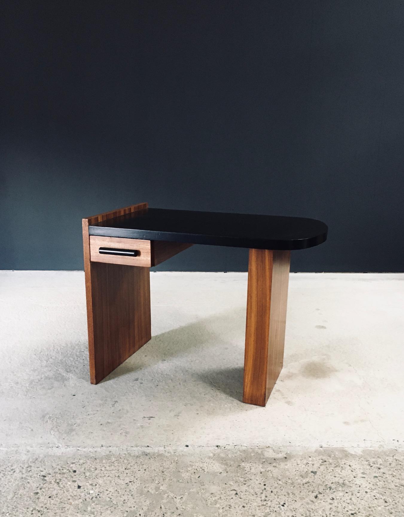 Vintage Art Deco Design Writing Desk. Made in France, 1920's / 30's period. Minimalist in design and shape. Beautifully made small writing desk with one drawer. This comes in very good, original condition. With minor wear from it's age and use. The
