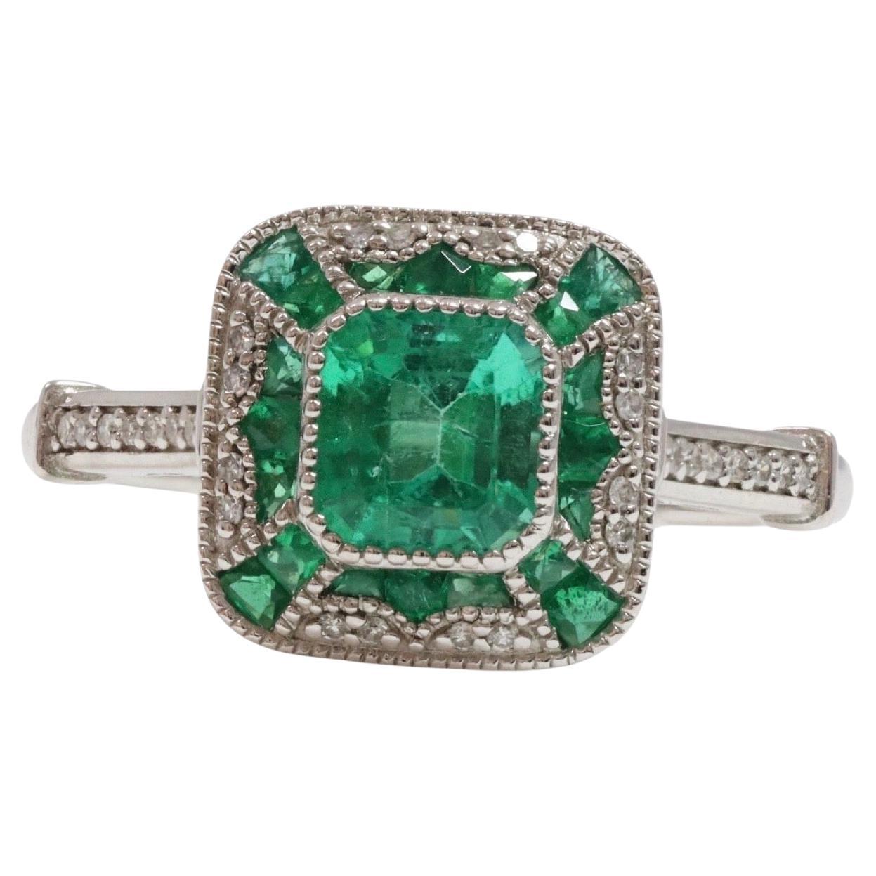 Art-Deco-Cocktailring mit kolumbianischen Smaragden und Diamanten in Platin