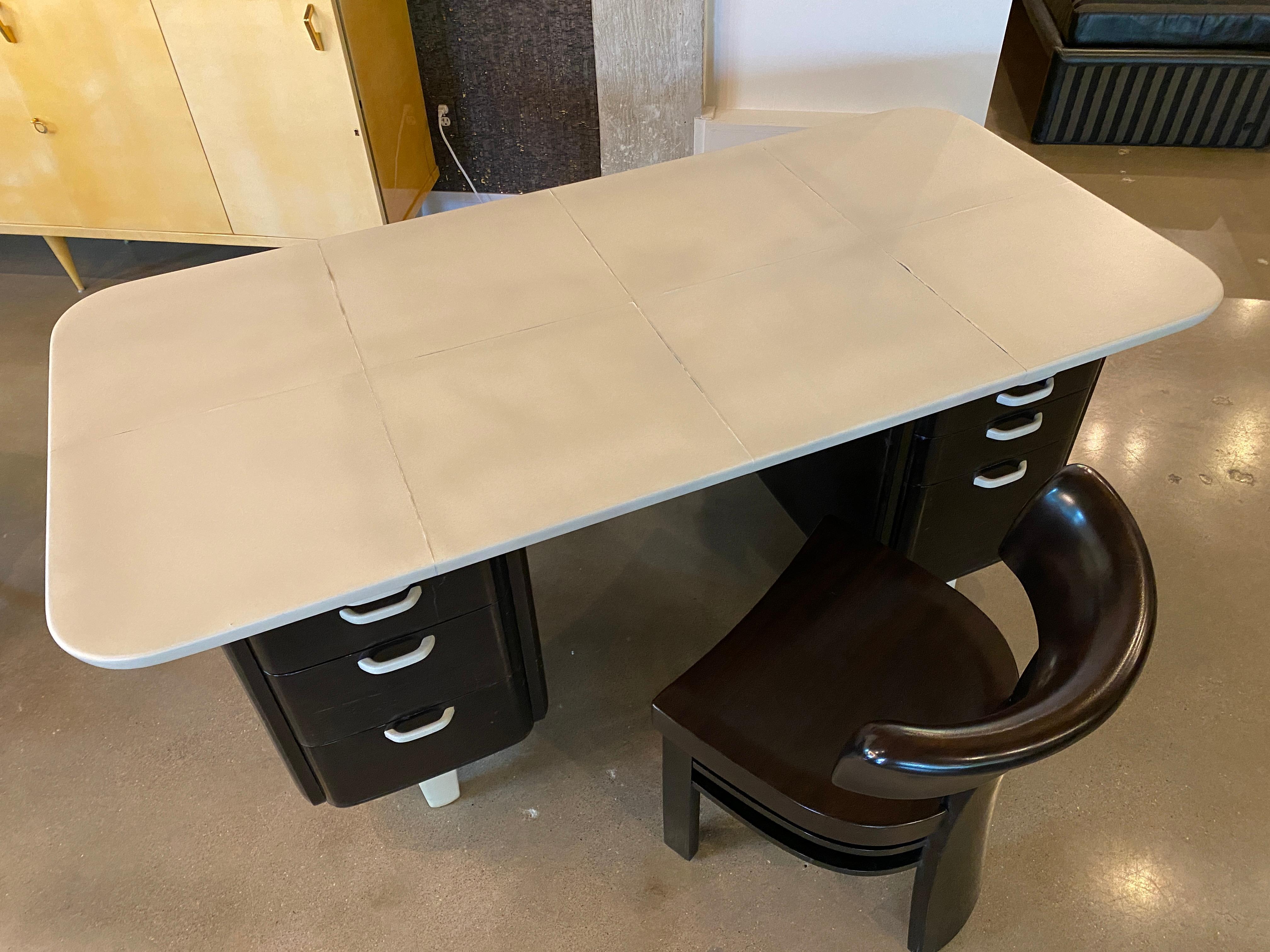 Art Deco Desk and Chair, Parchment Top, Vittorio Valabrega, Italy, 1930's For Sale 6