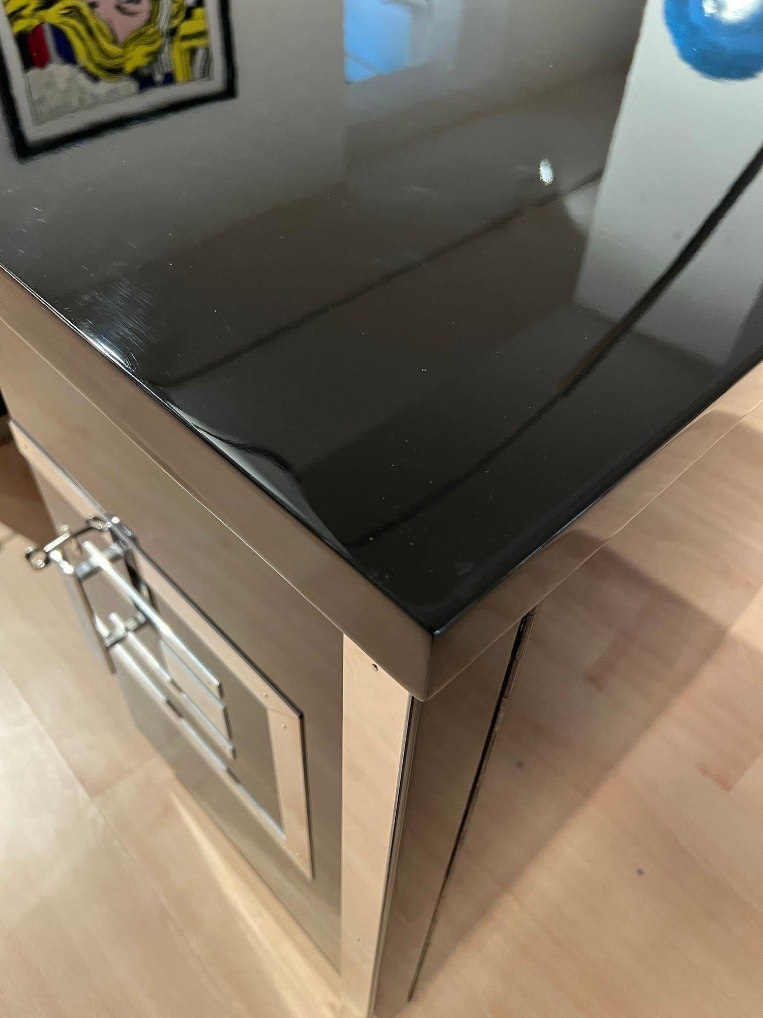 Art Deco Desk, Black Lacquer, Walnut, Metal, France, circa 1930/40 im Angebot 2