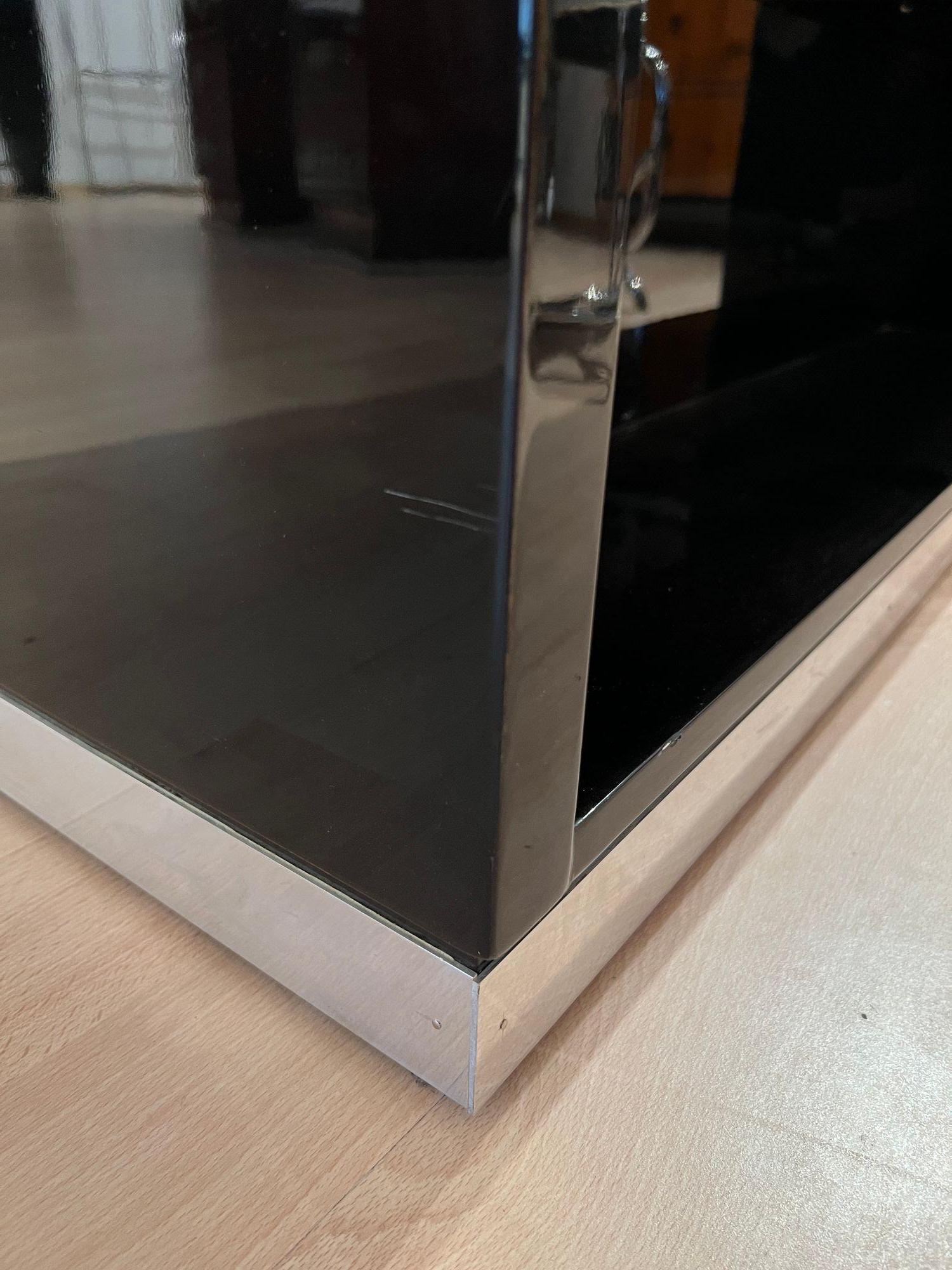 Art Deco Desk, Black Lacquer, Walnut, Metal, France, circa 1930/40 im Angebot 1