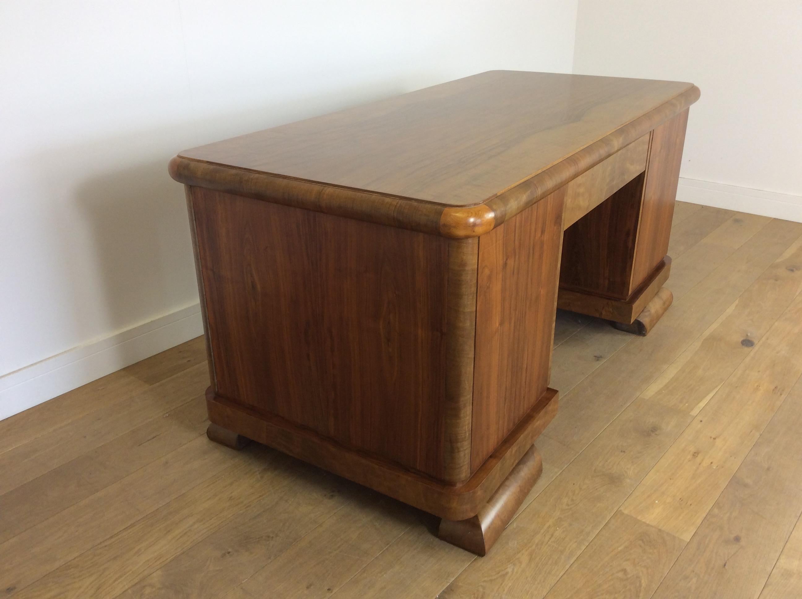 Art Deco Desk by Jindrich Halabala For Sale 2