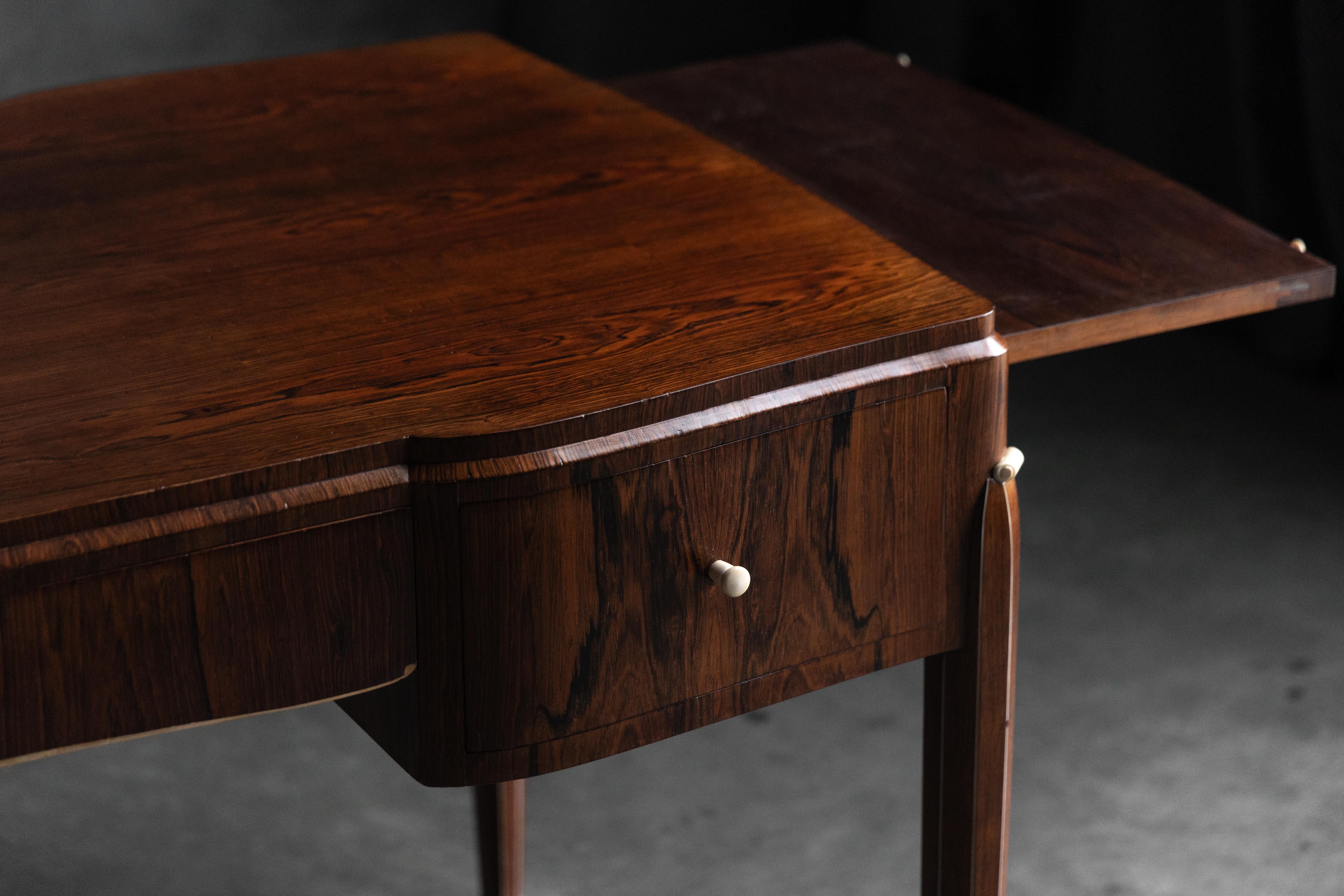 Art-Déco-Schreibtisch von Jules Leleu, Frankreich, 1920er Jahre (Holz) im Angebot