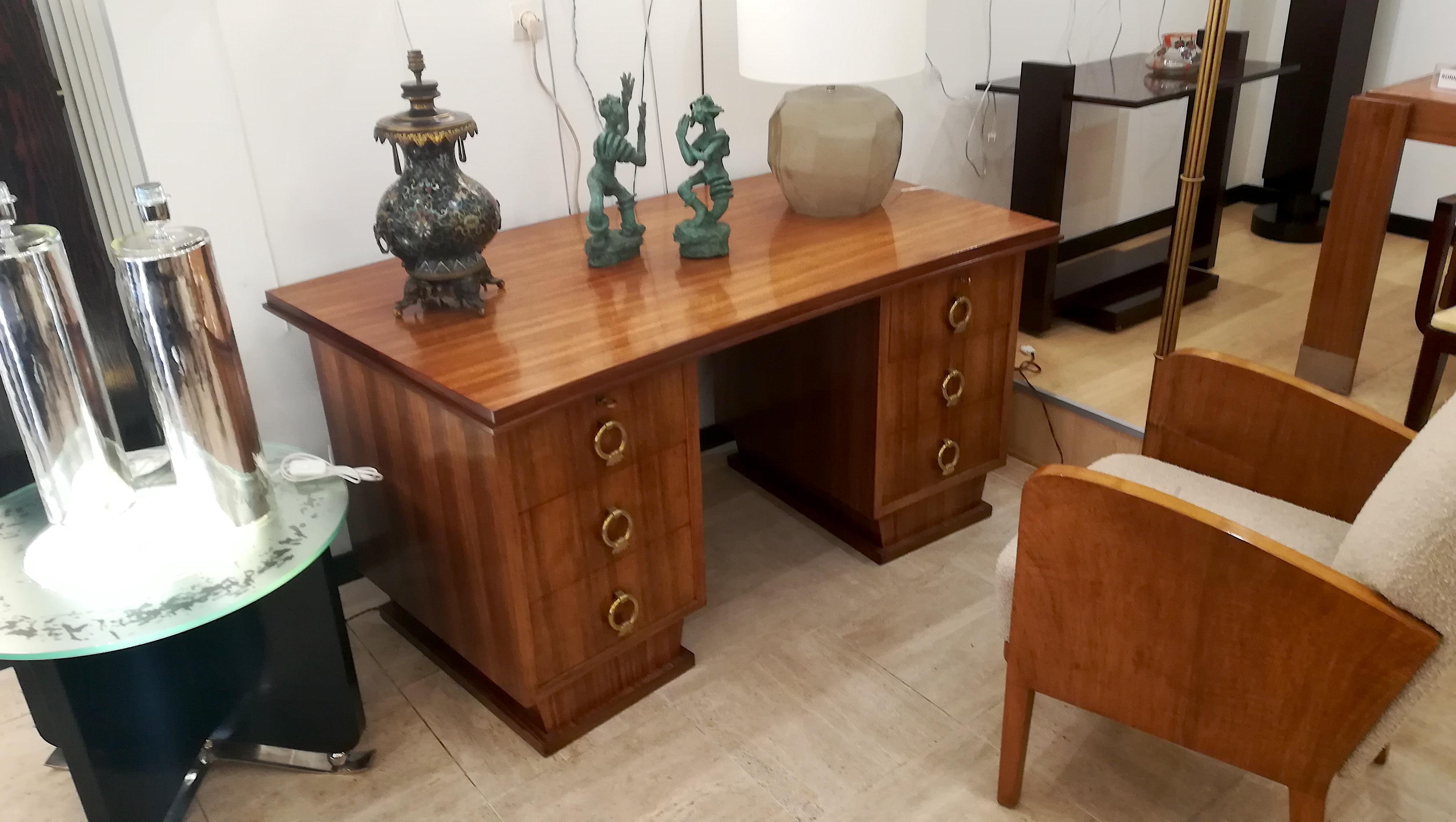 Art Deco Desk, circa 1930 1