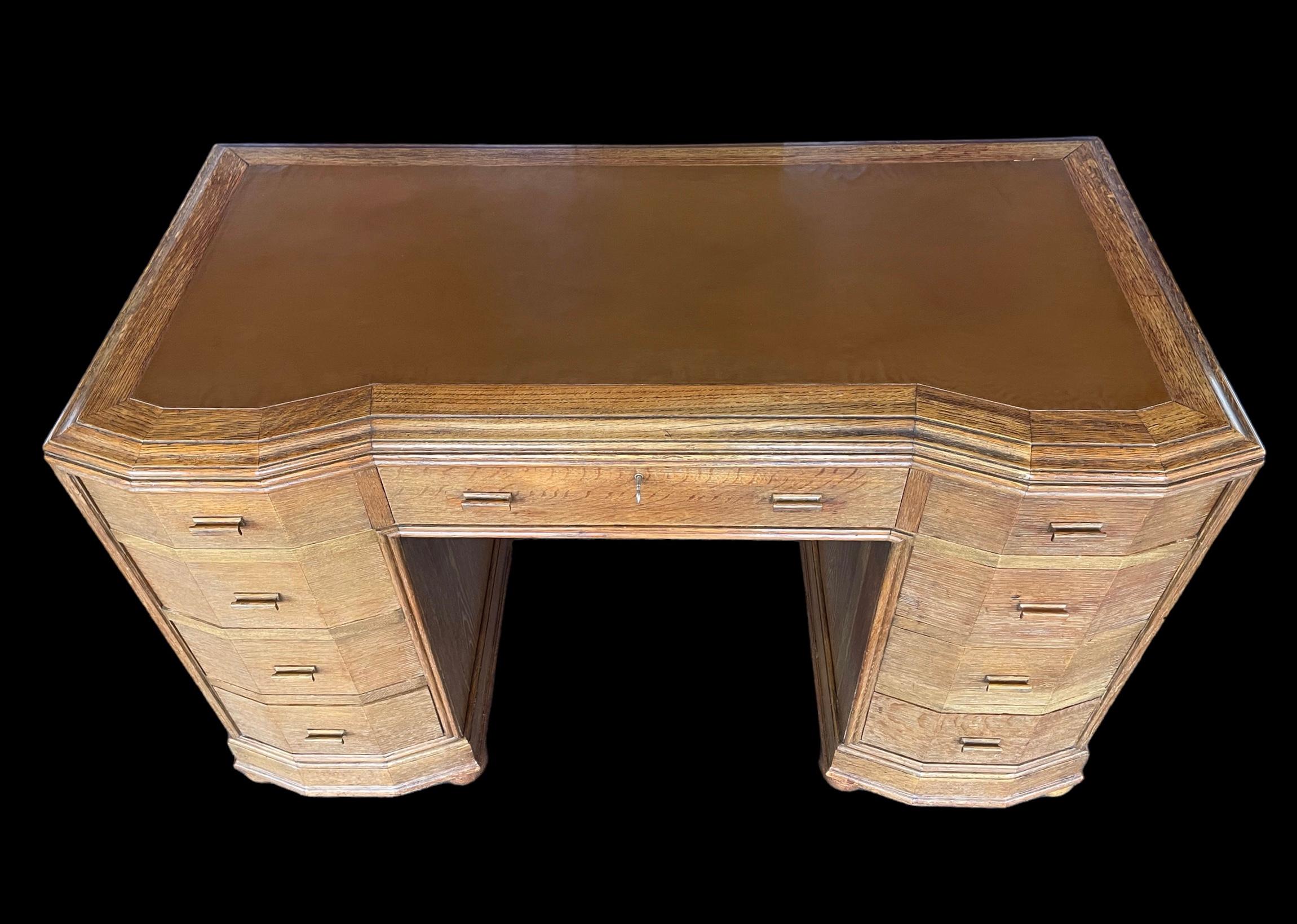 bureau art deco