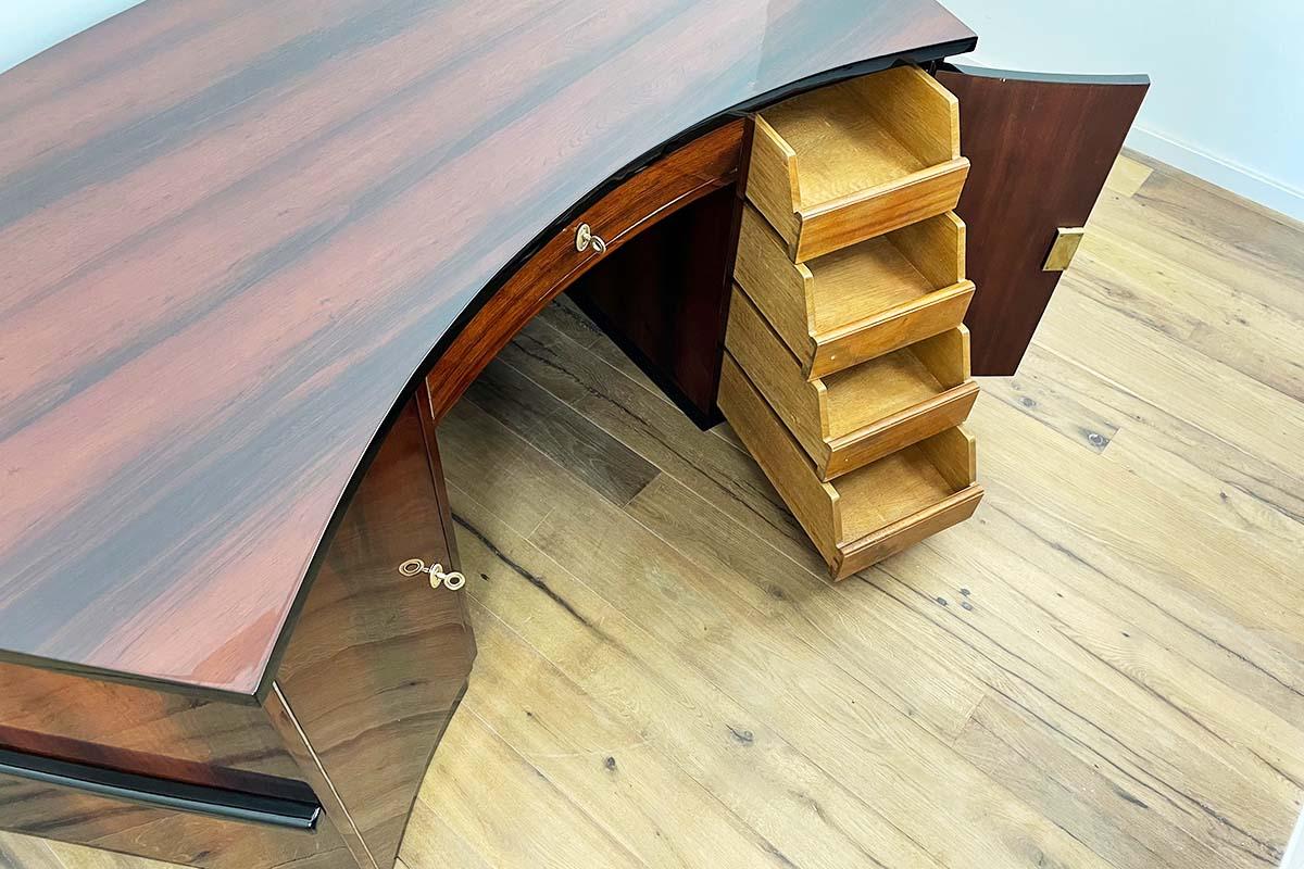 Schreibtisch im Art déco-Stil aus Paris „Villa des Arts“ aus Palisanderholz im Angebot 3