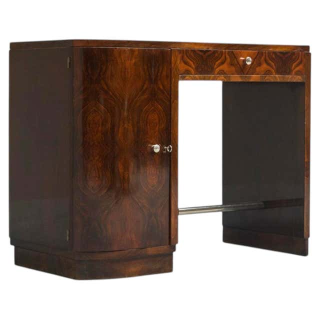 Craft Writing Style 1930s Italian Art Deco Monumental Executive Desk in Walnut Burl For ...
