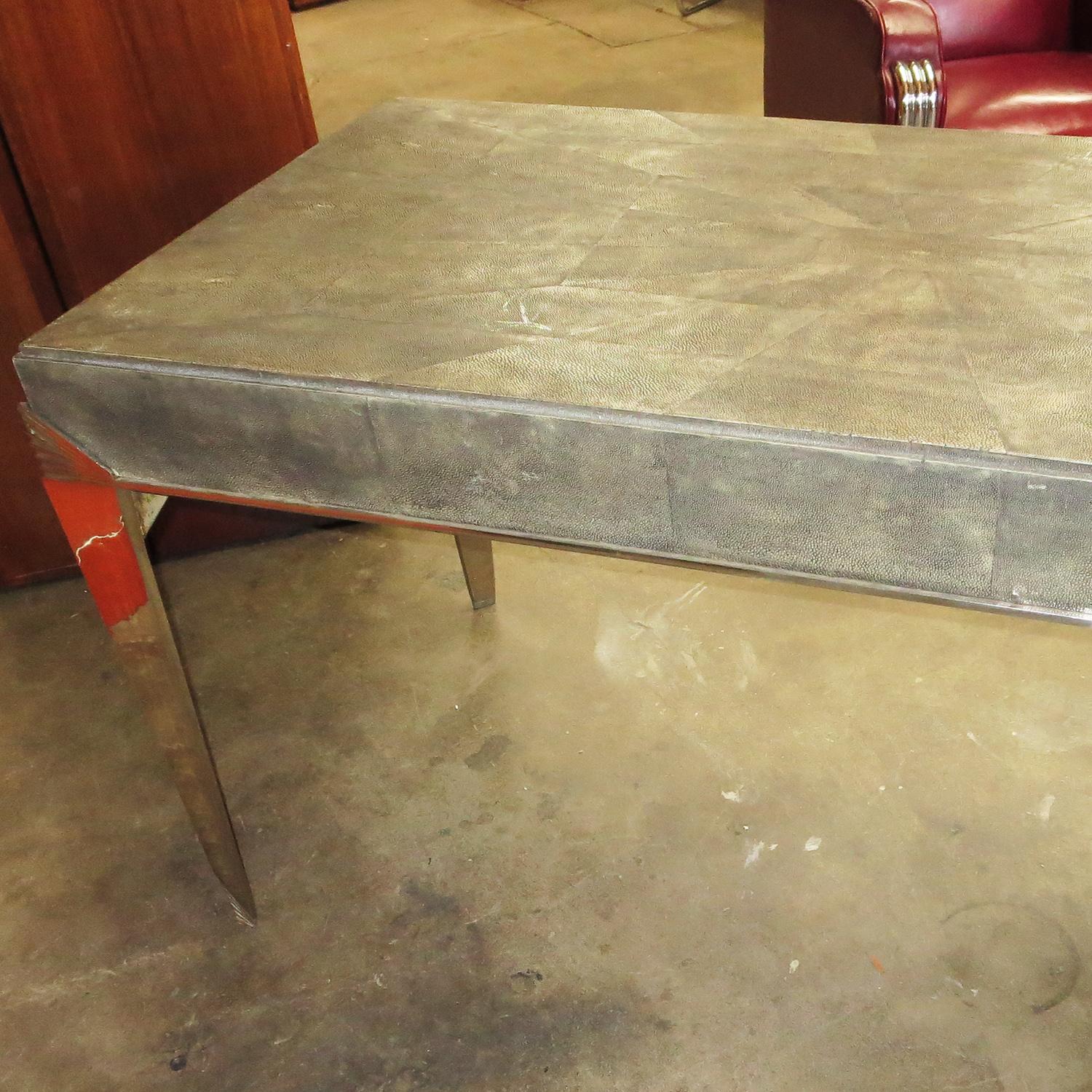 Art Deco Desk in Shagreen and Polished Nickel For Sale 2