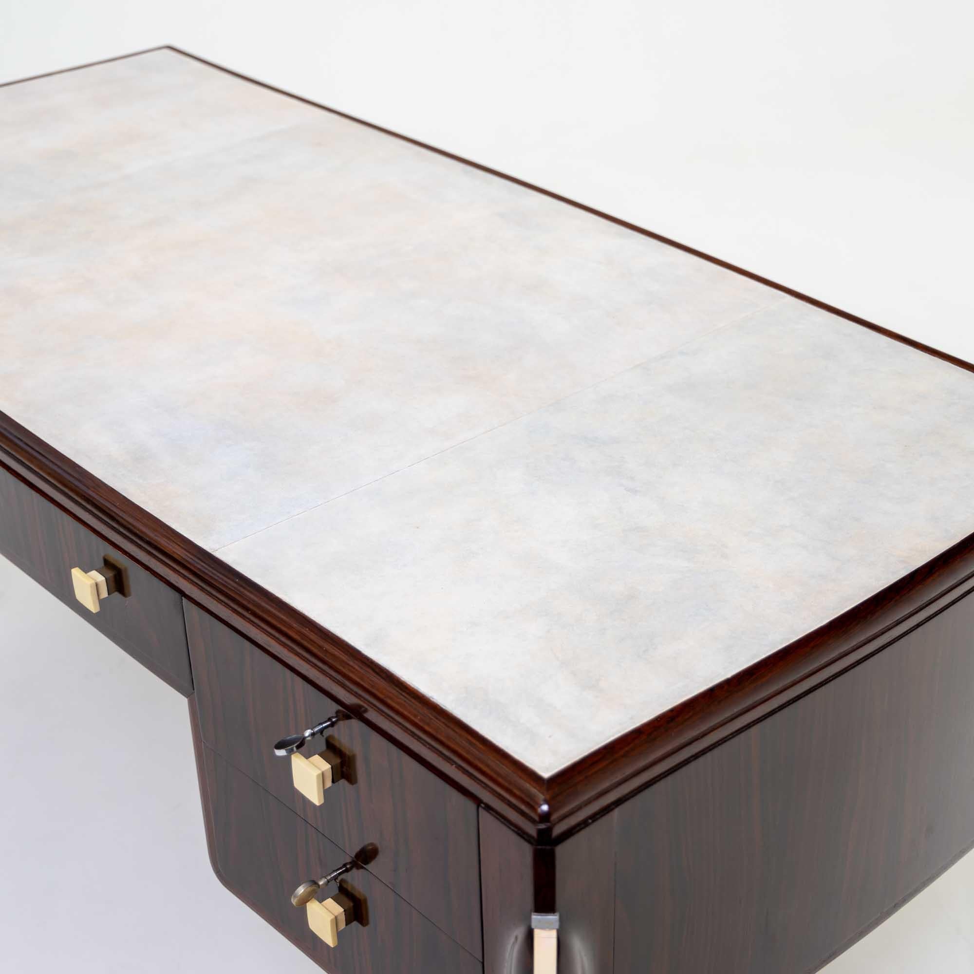Art Deco Desk in the style of Jacques-Emile Ruhlmann (1879-1933), France, 1920s For Sale 6