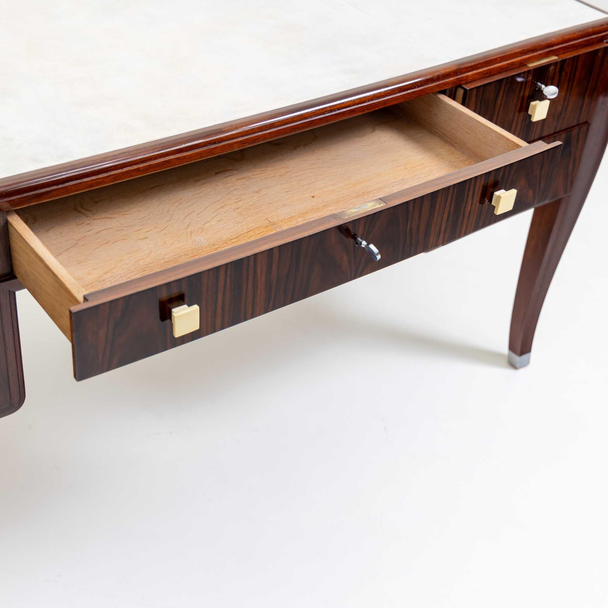 Palisander Art Deco Desk in the style of Jacques-Emile Ruhlmann (1879-1933), France, 1920s For Sale