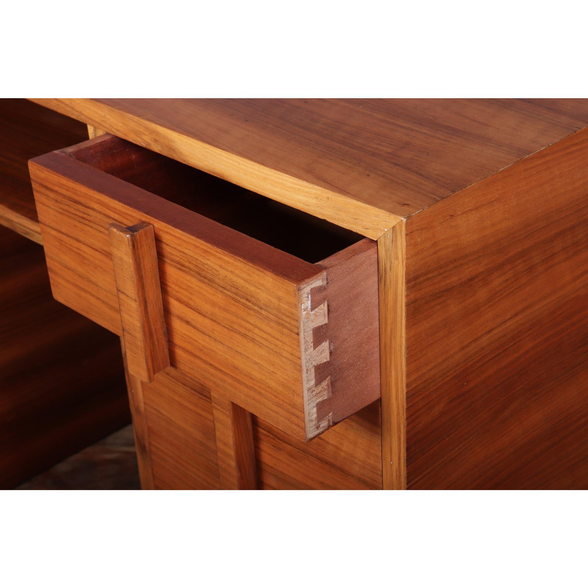 Art Deco desk in walnut c1930
A walnut single pedestal desk produced in the UK in the 1930’s, the desk is of sturdy construction dovetail jointed drawers and has been fully restored and polished and is in great condition but does bear some age