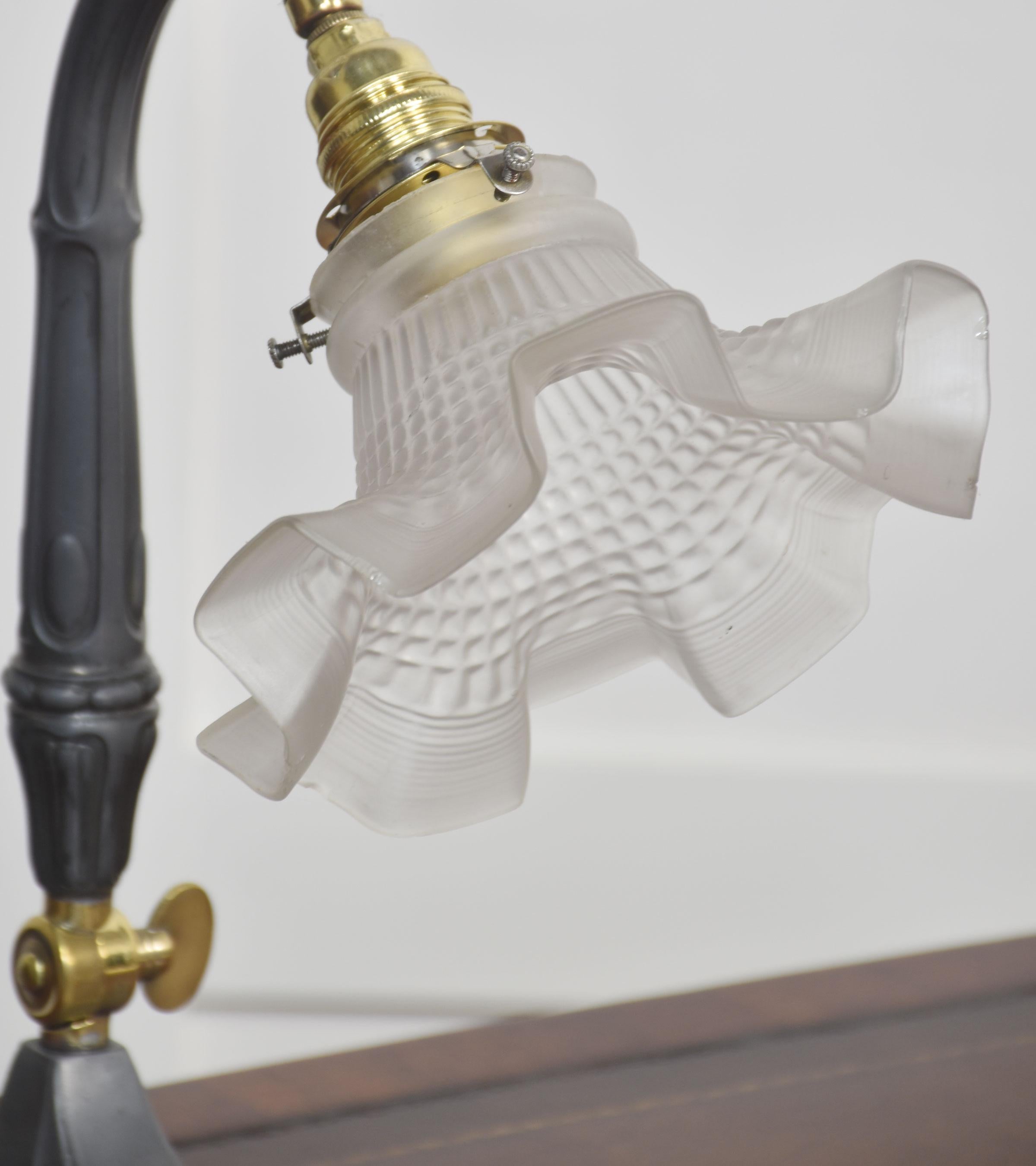 20th Century Art Deco desk lamp For Sale