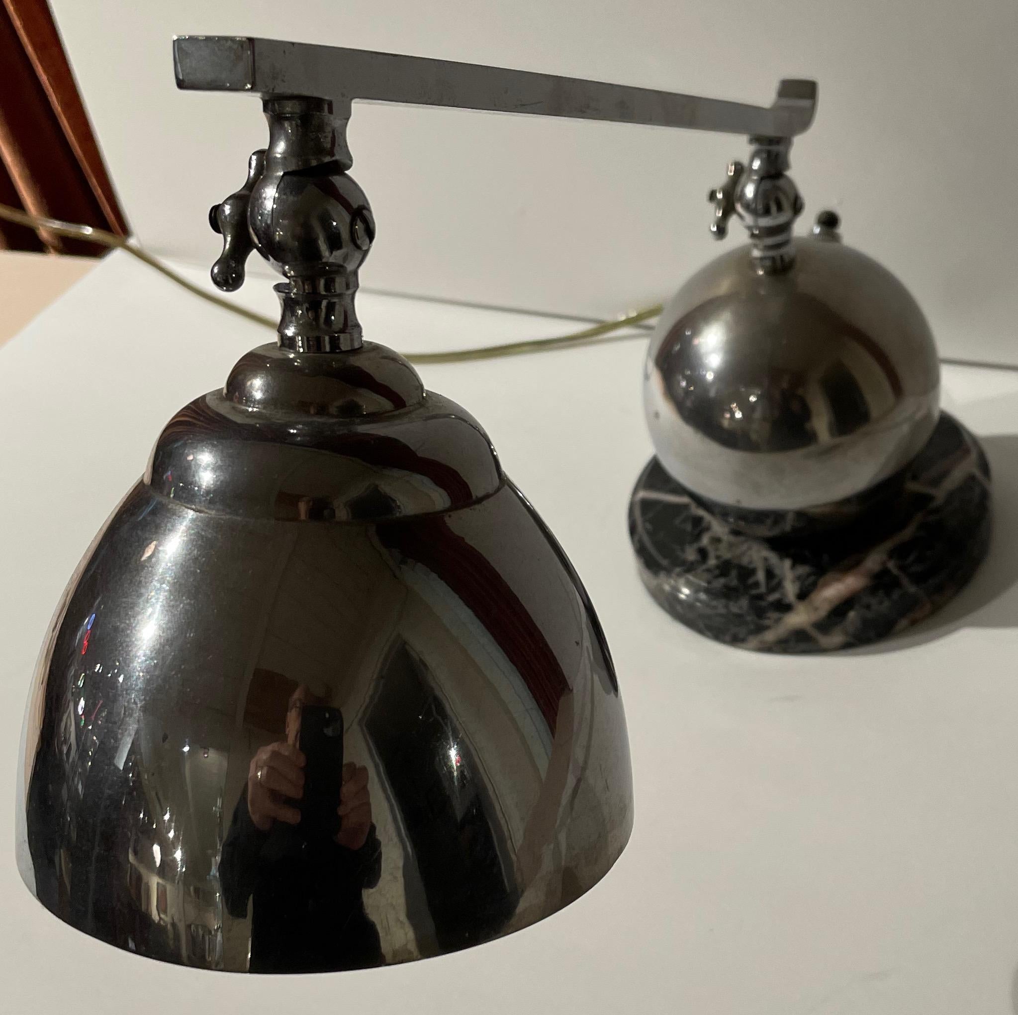 Lampe de bureau Art déco avec plateau de comptoir industriel en vente 5