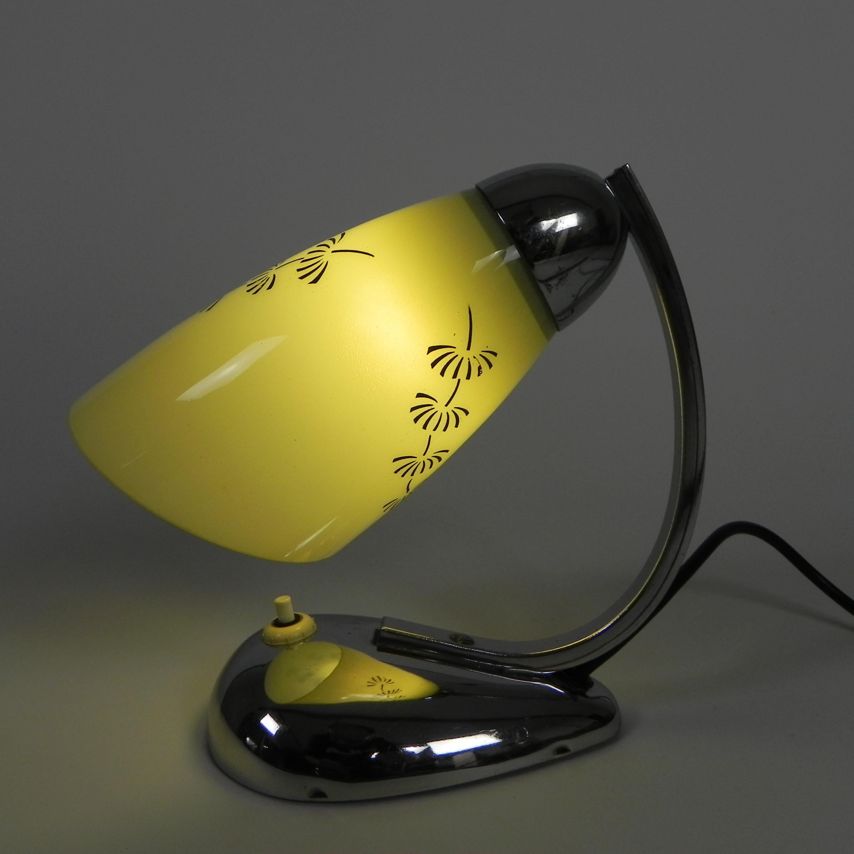 Art Deco desk lamp with glass shade, 1920s For Sale 5