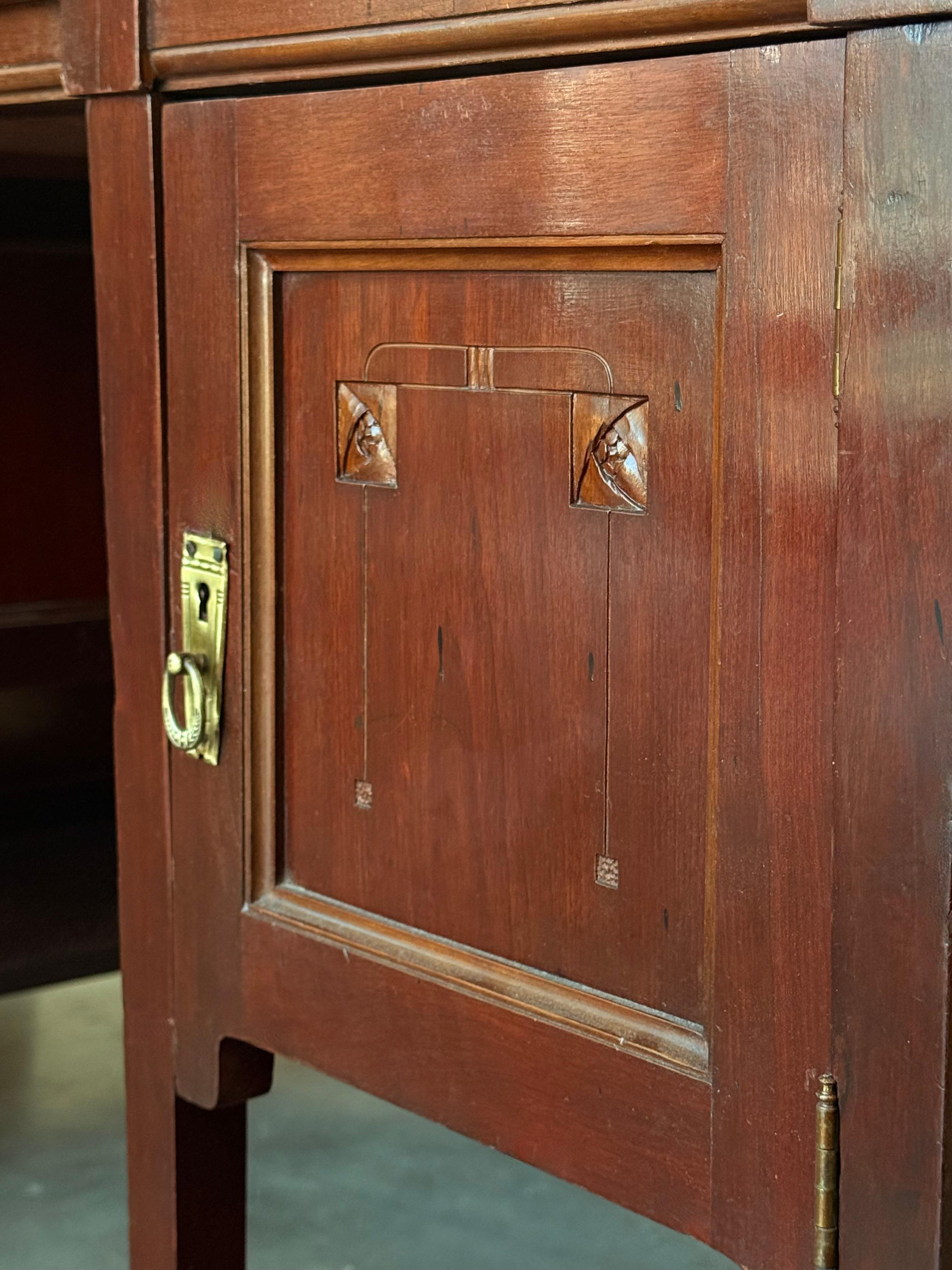 Mesa de escritorio Art Decó con dos caras y dos niveles en venta 9