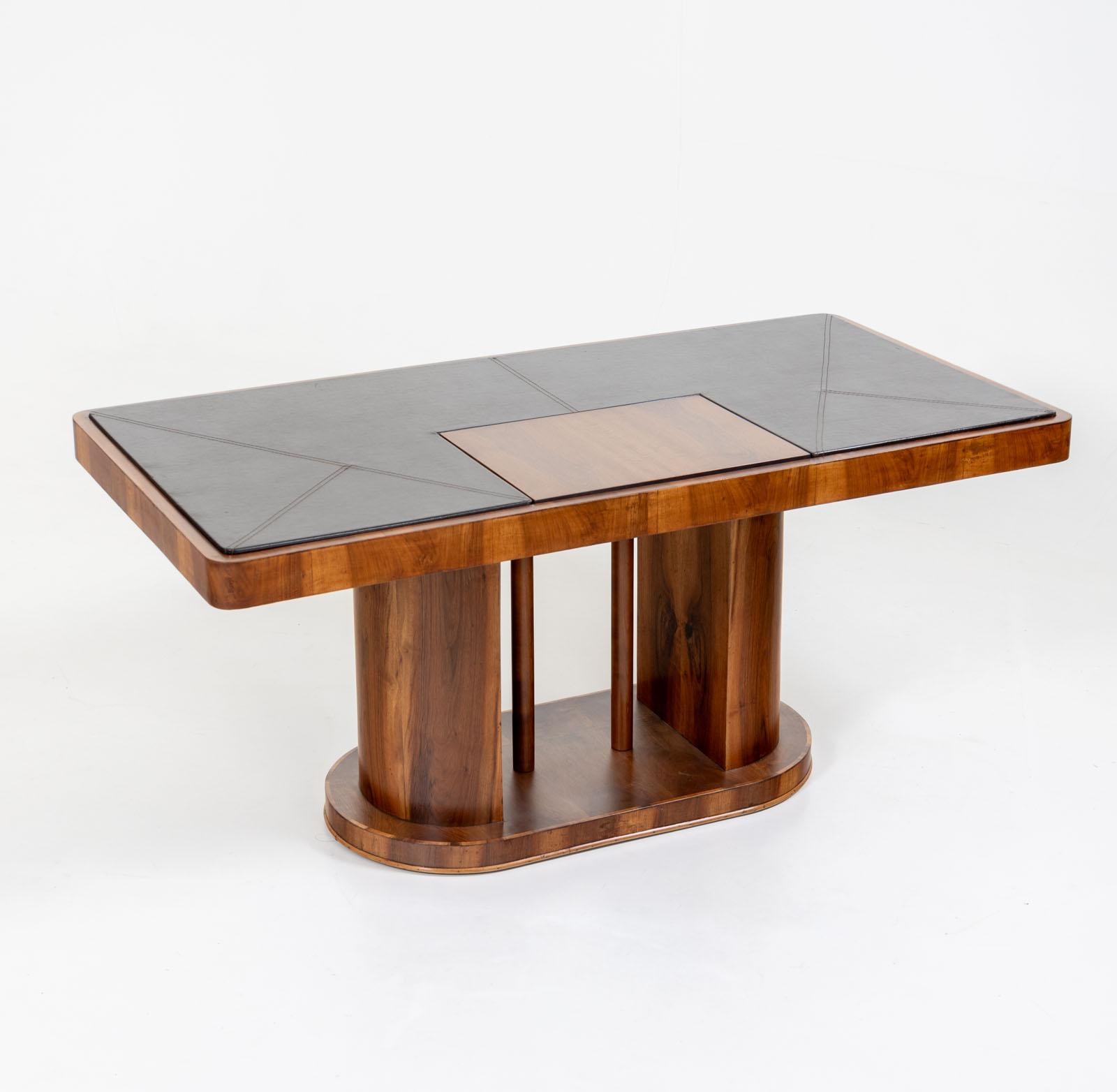 Art Deco Desk With Leather Top, 1930s For Sale 2