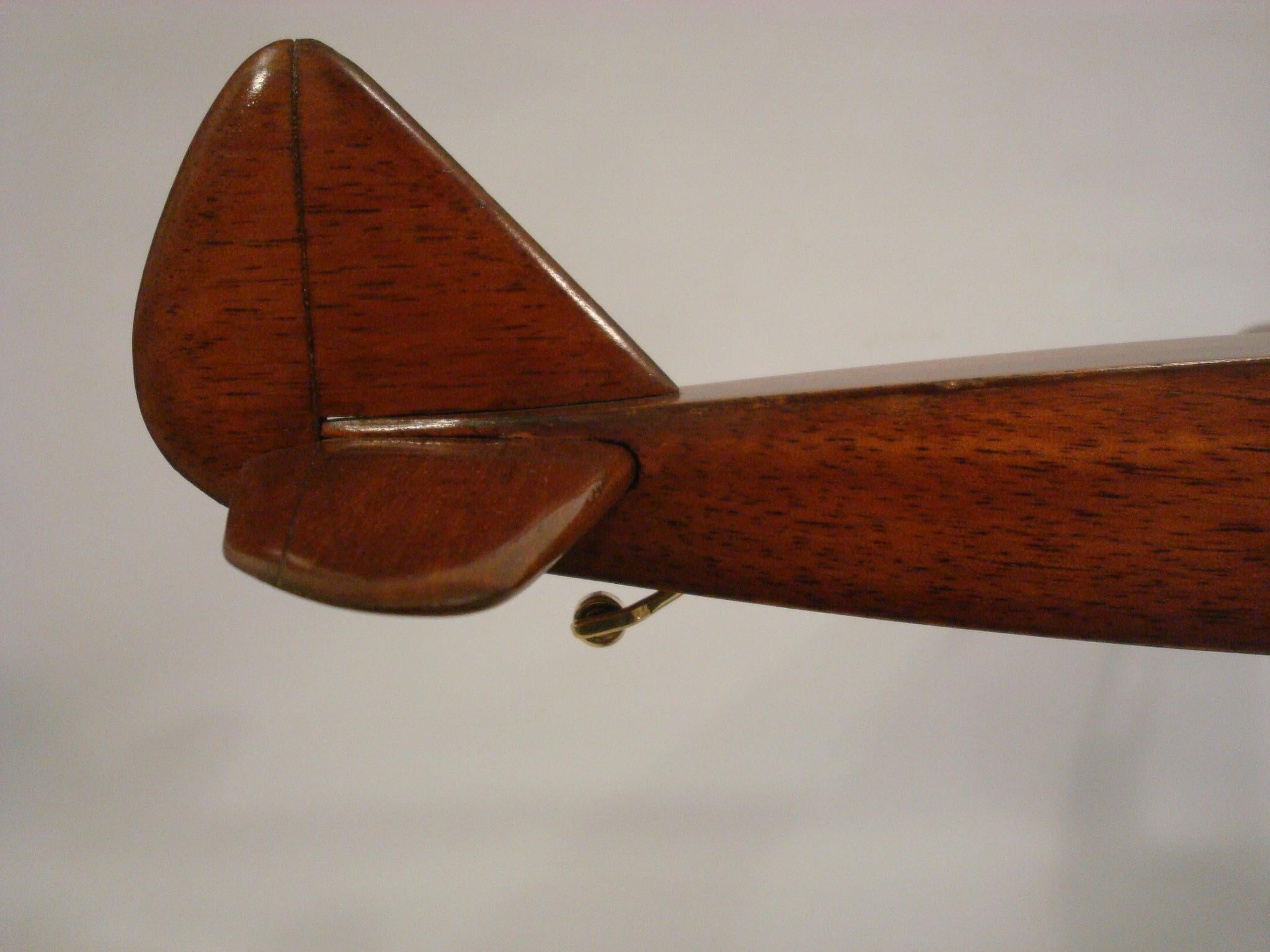 Art Deco Dewoitine Wooden Counters Desk Model Airplane 1930s French In Good Condition For Sale In Buenos Aires, Olivos