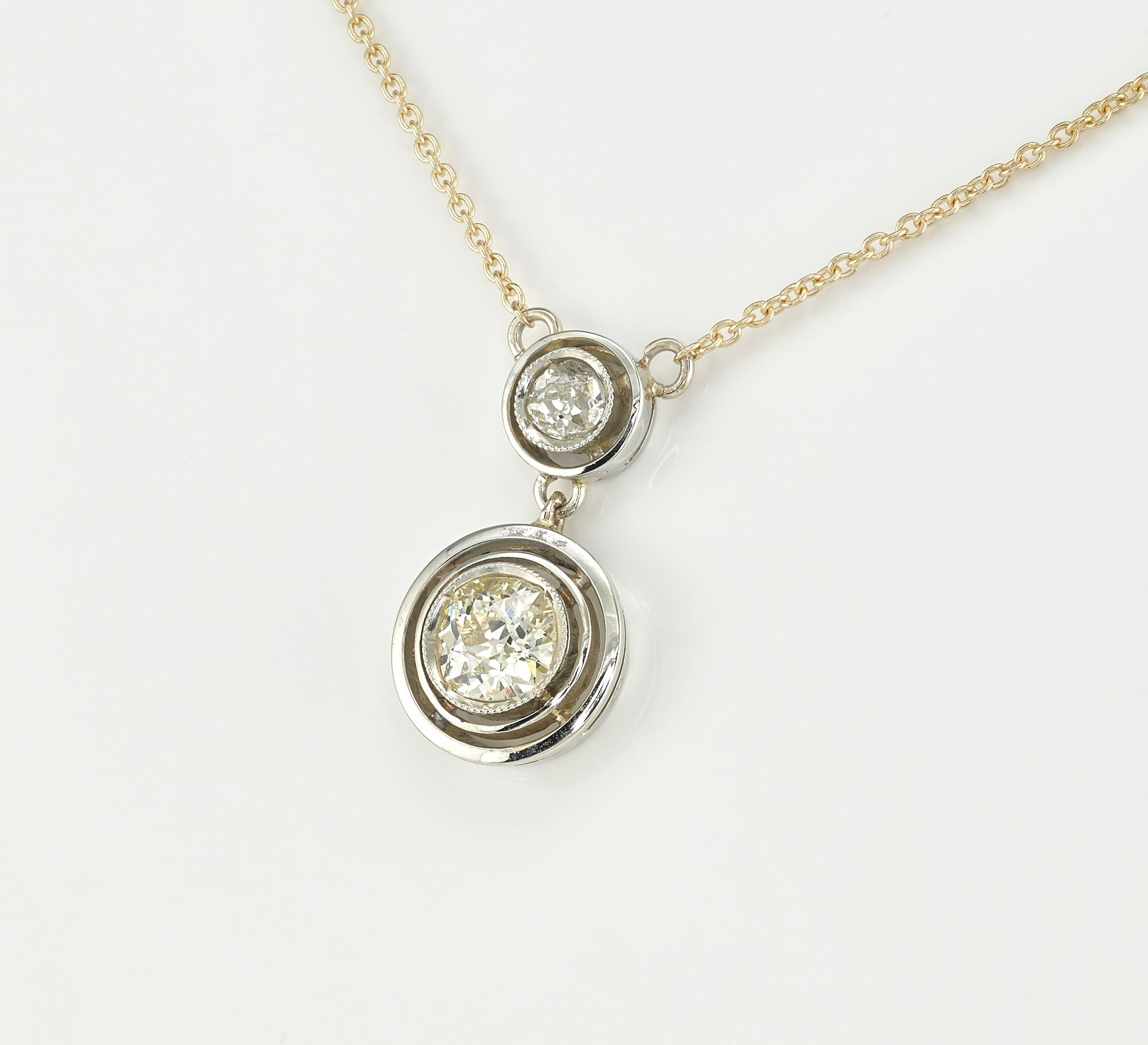 Women's Art Deco Diamond 1.15 Ct Diamond Twin Target Pendant 18 KT Necklace For Sale