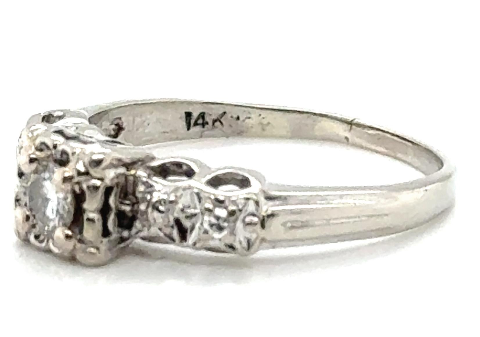 Anello di fidanzamento Art Deco con diamante 14K estratto .29ct originale 1930's-1940's In condizioni ottime in vendita a Dearborn, MI